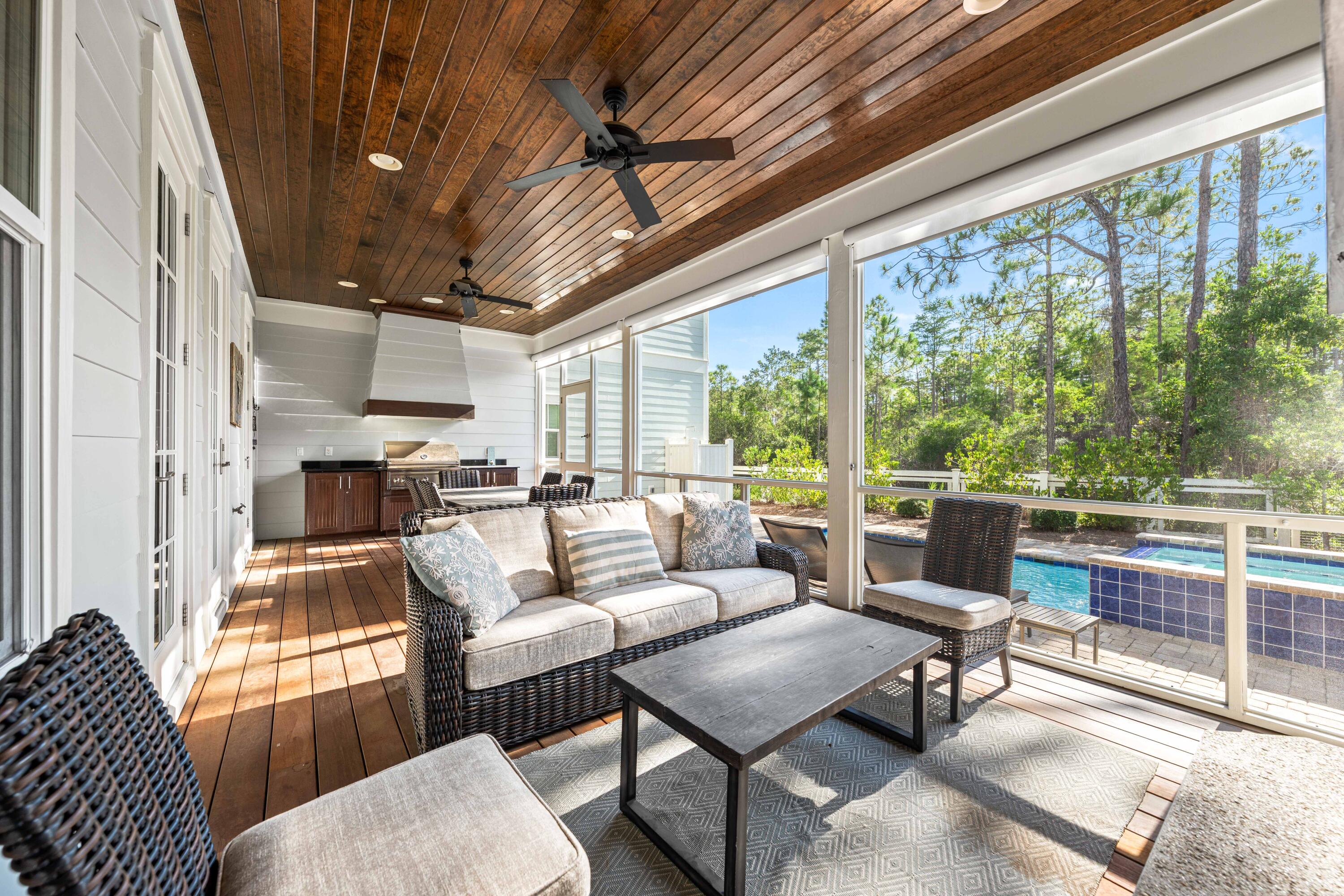 655 E Royal Fern Way