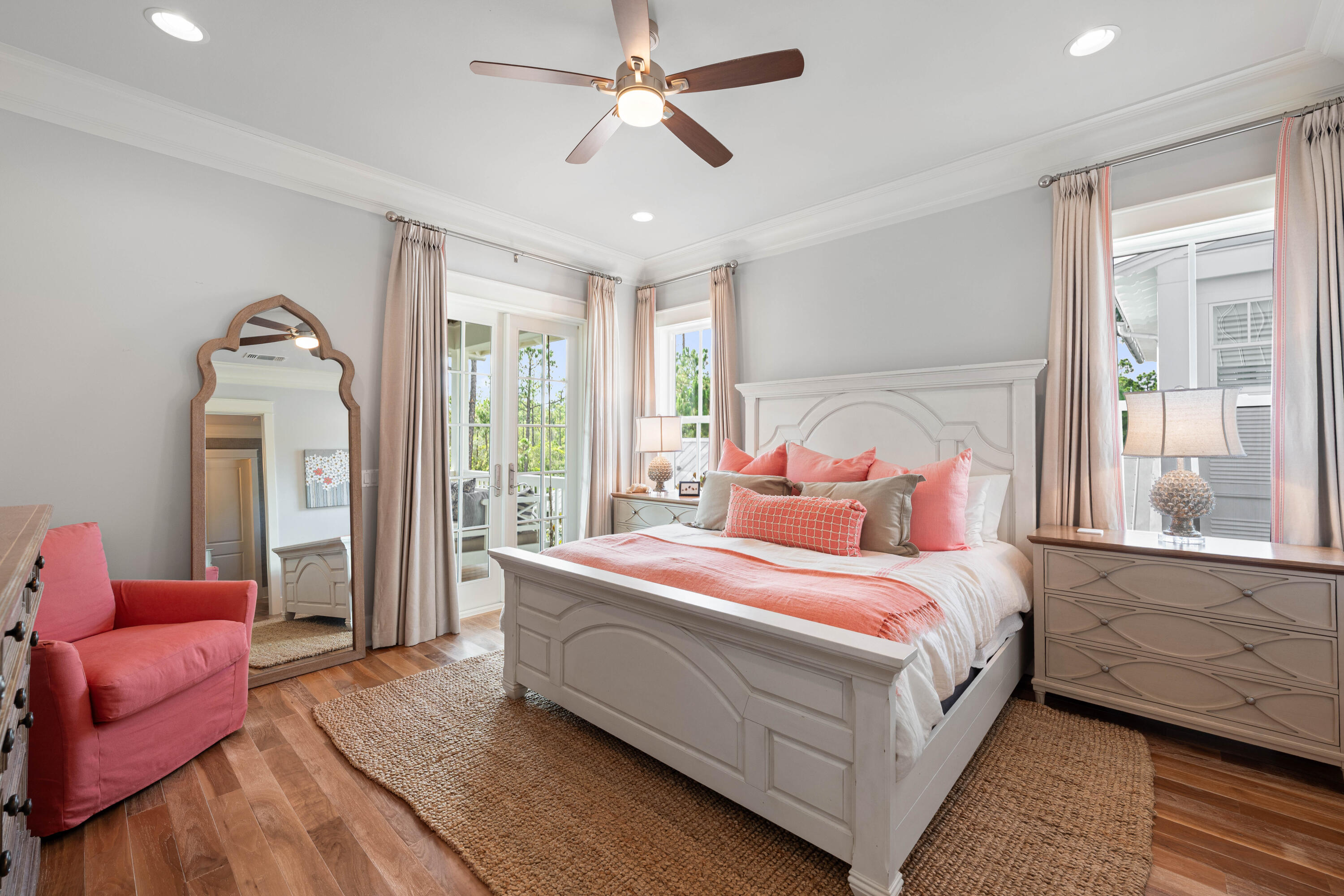 655 E Royal Fern Way