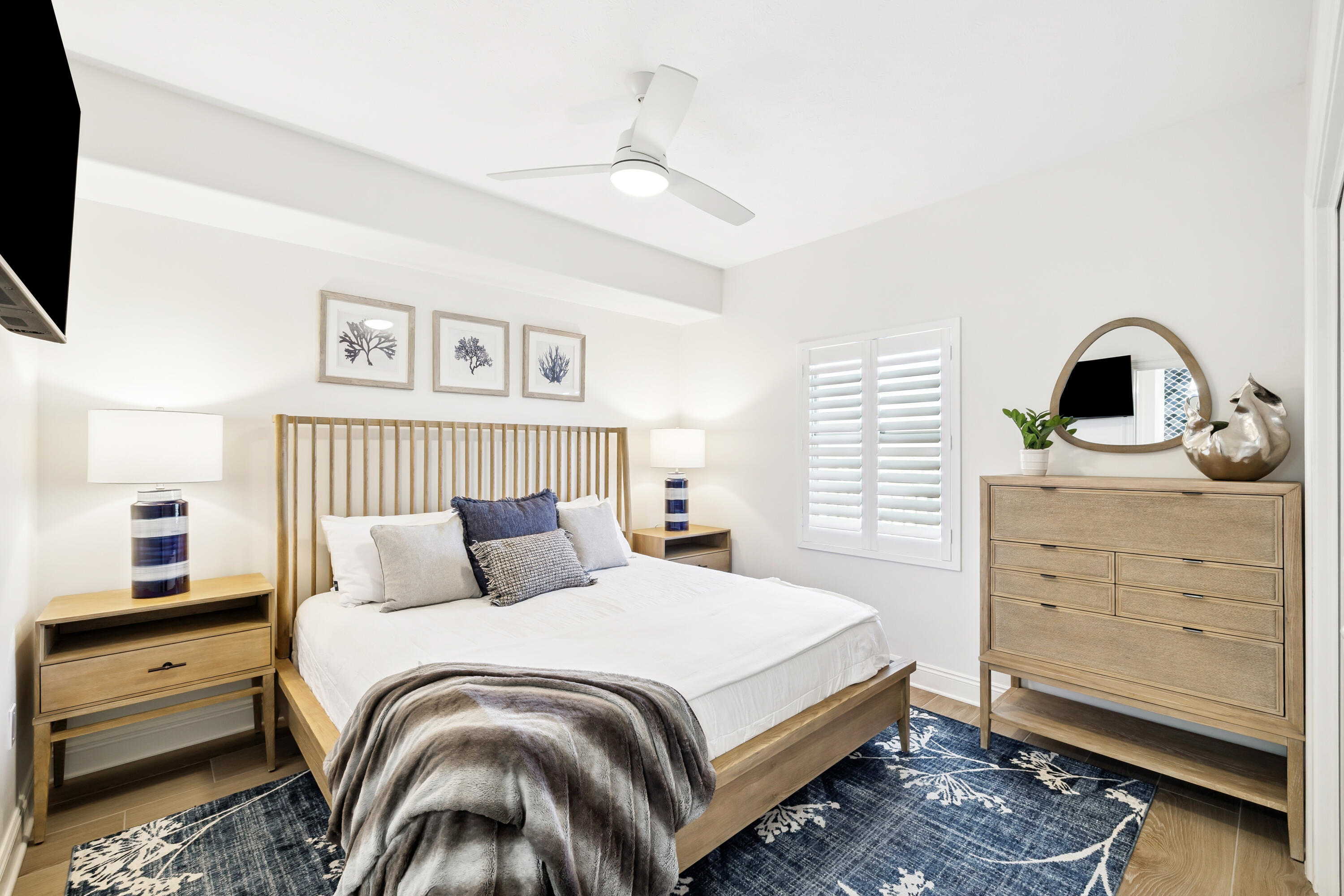 5004 Thomas Drive 811