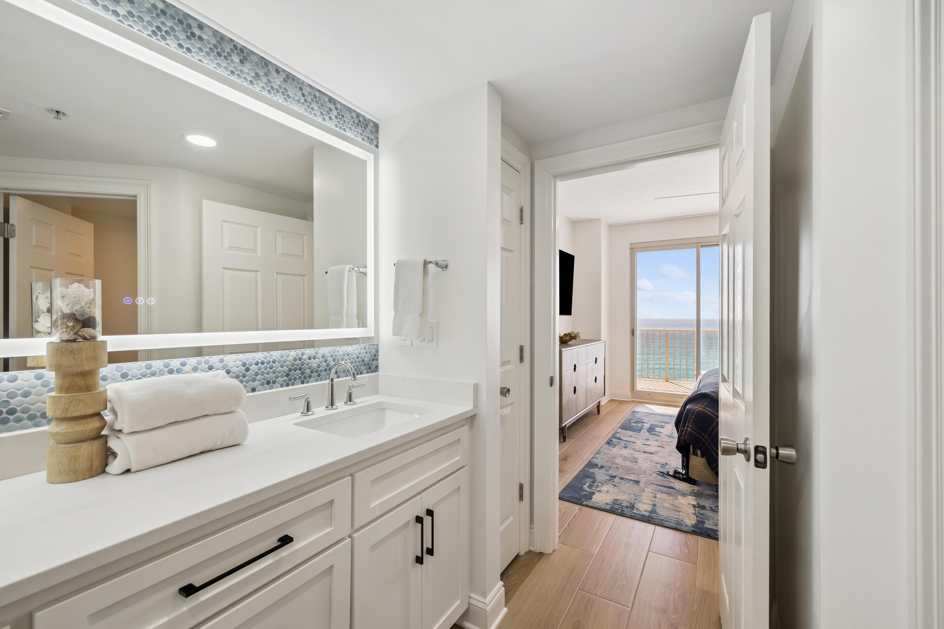 5004 Thomas Drive 811