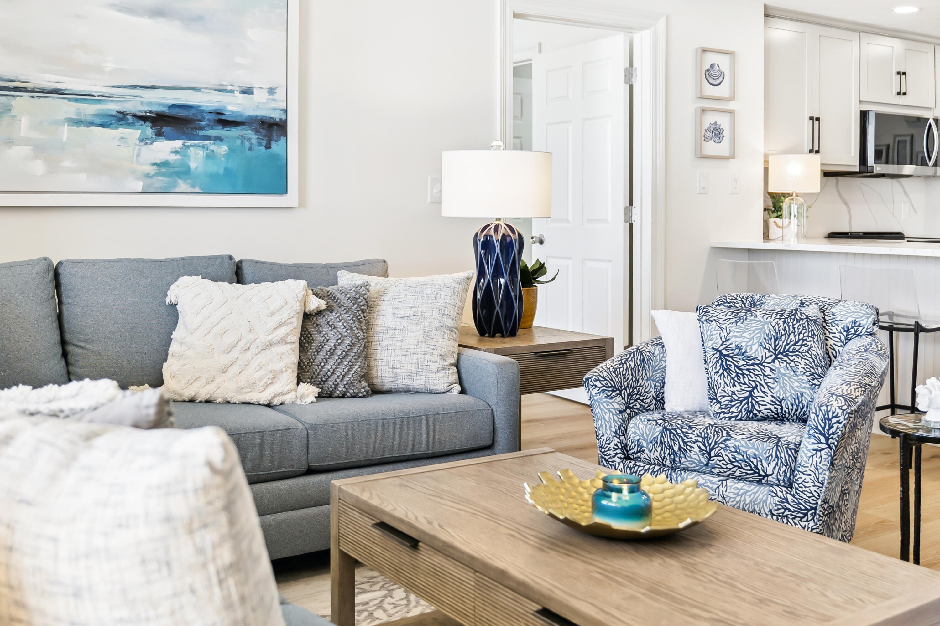 5004 Thomas Drive 811