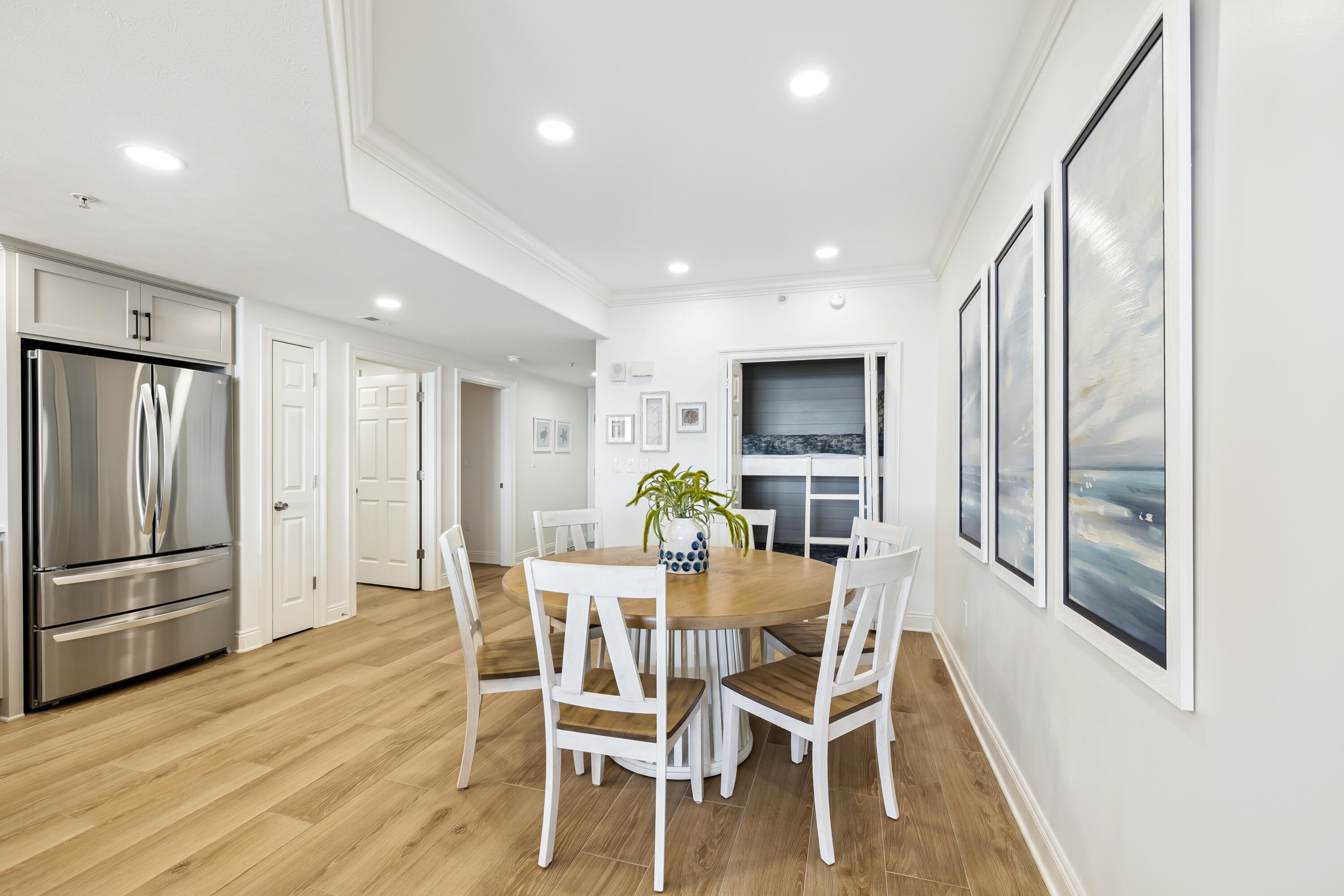 5004 Thomas Drive 811