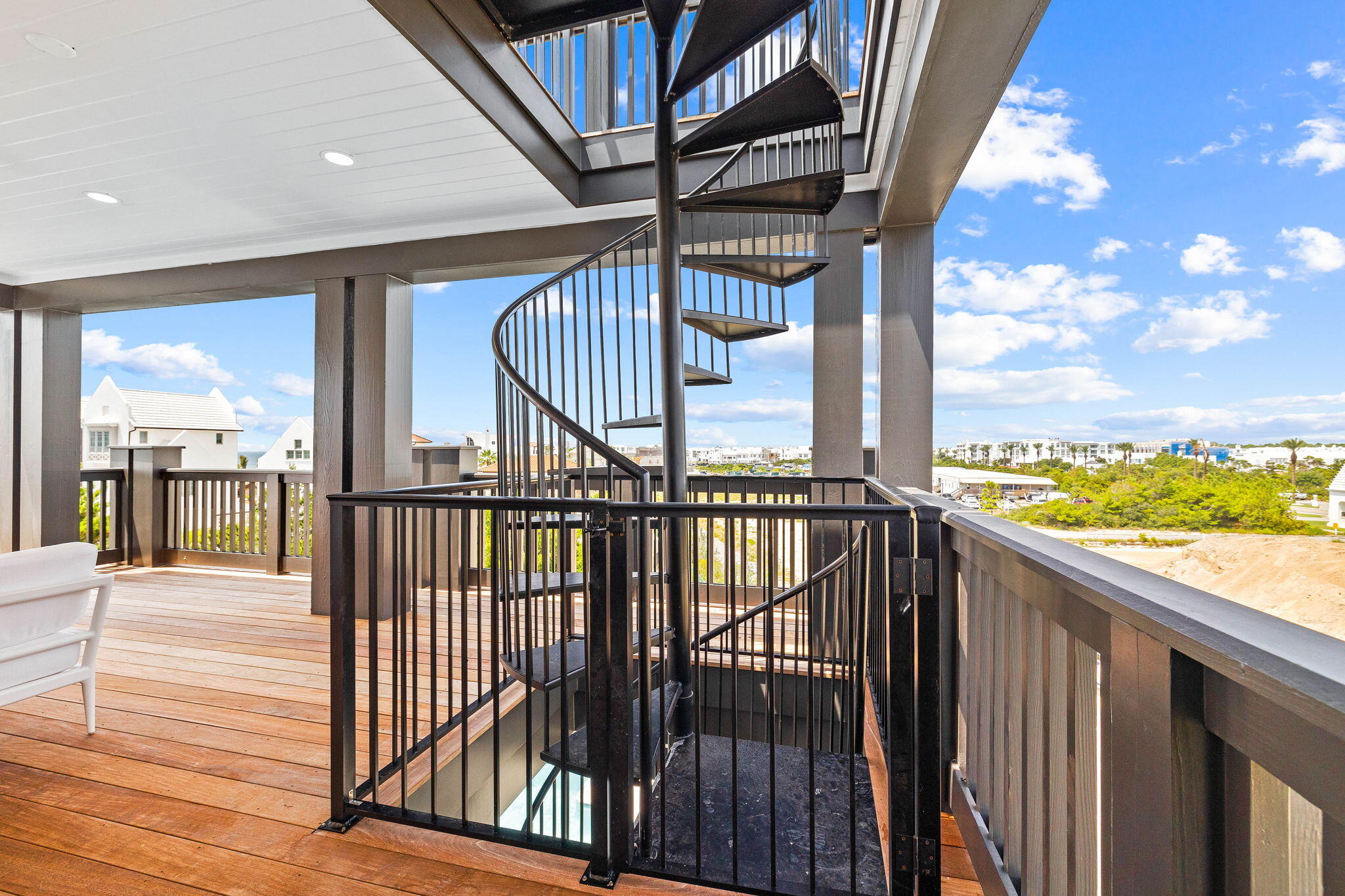 48 Paradise By The Sea Boulevard