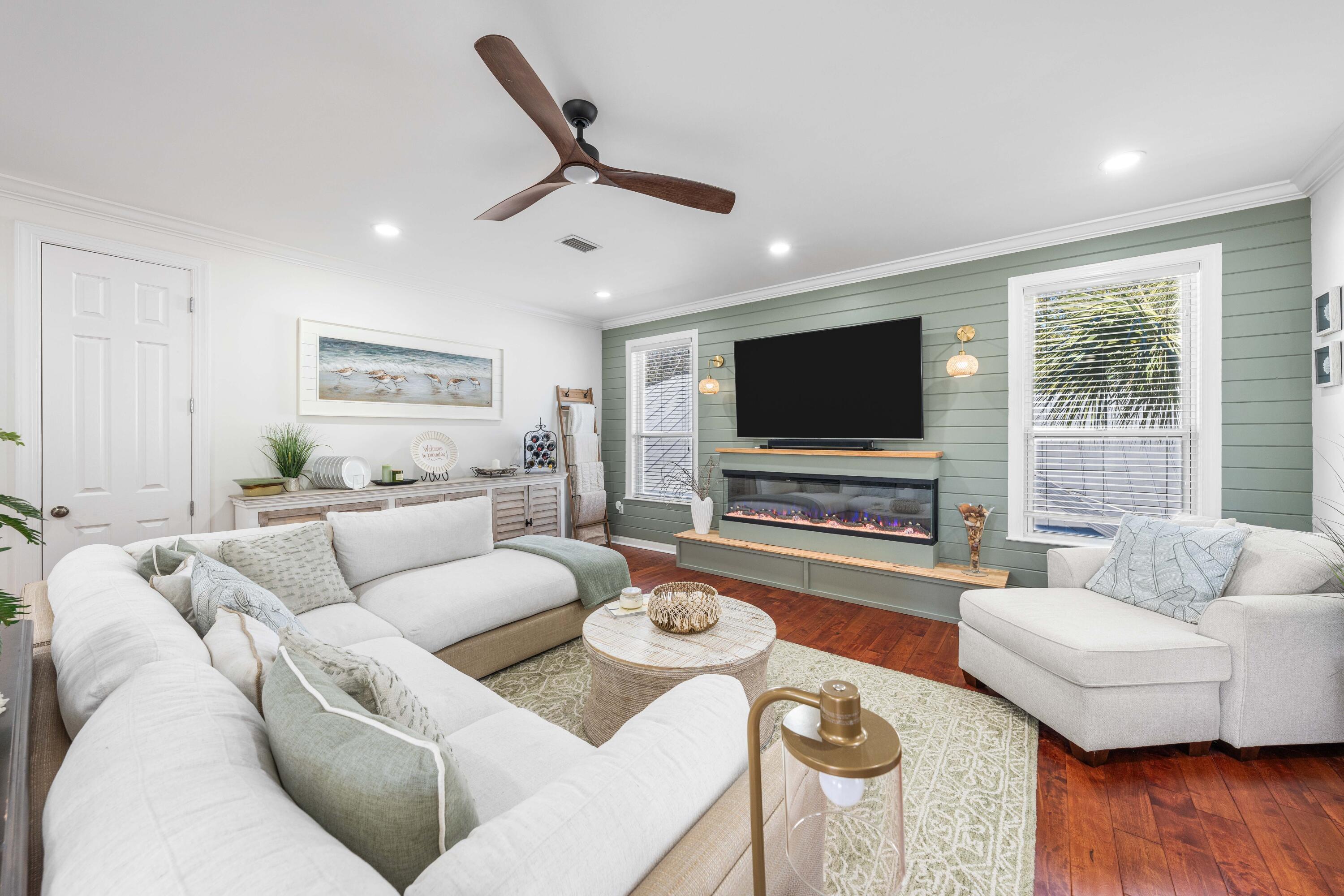 2121 Olde Towne Avenue