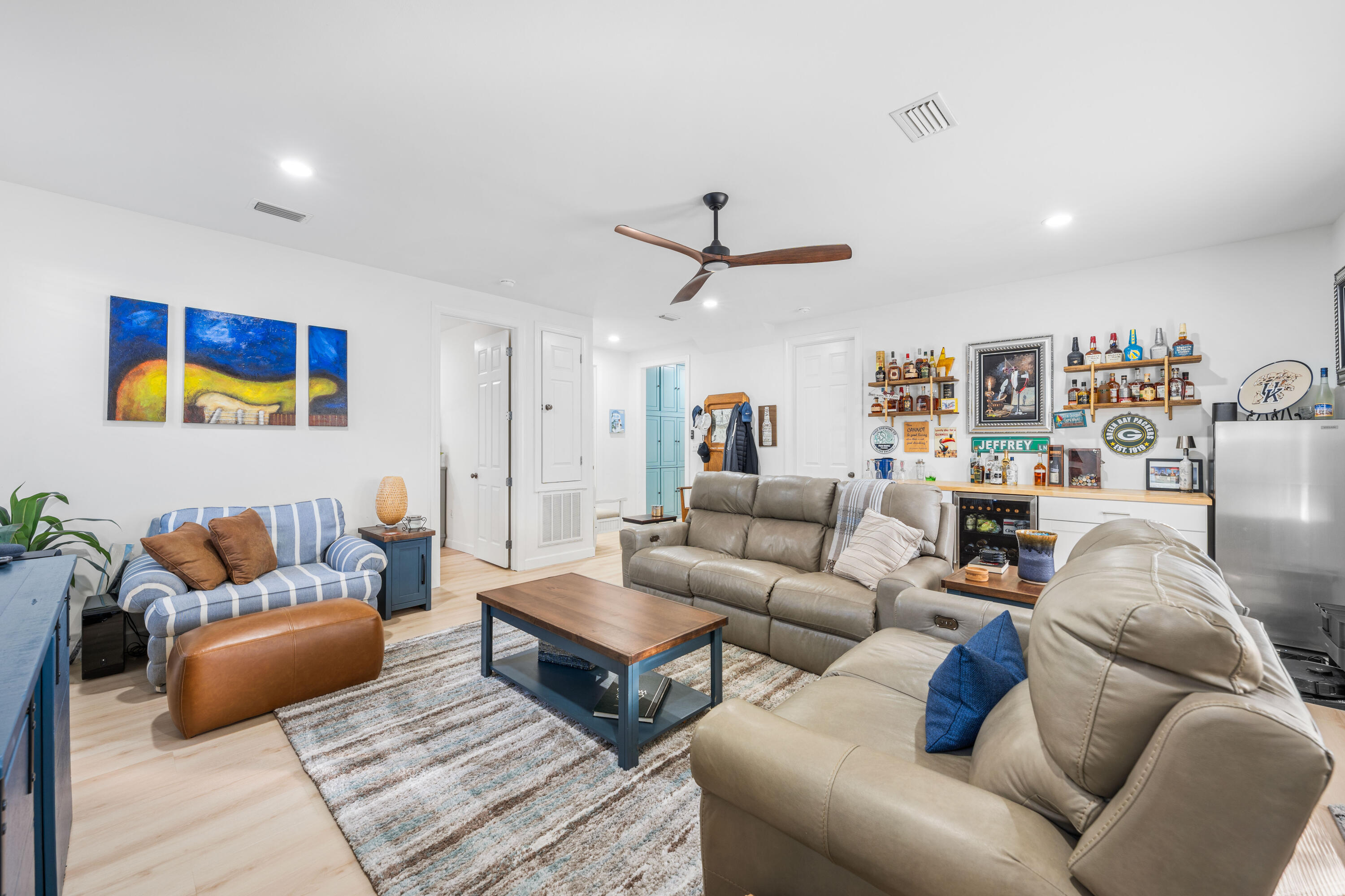 2121 Olde Towne Avenue