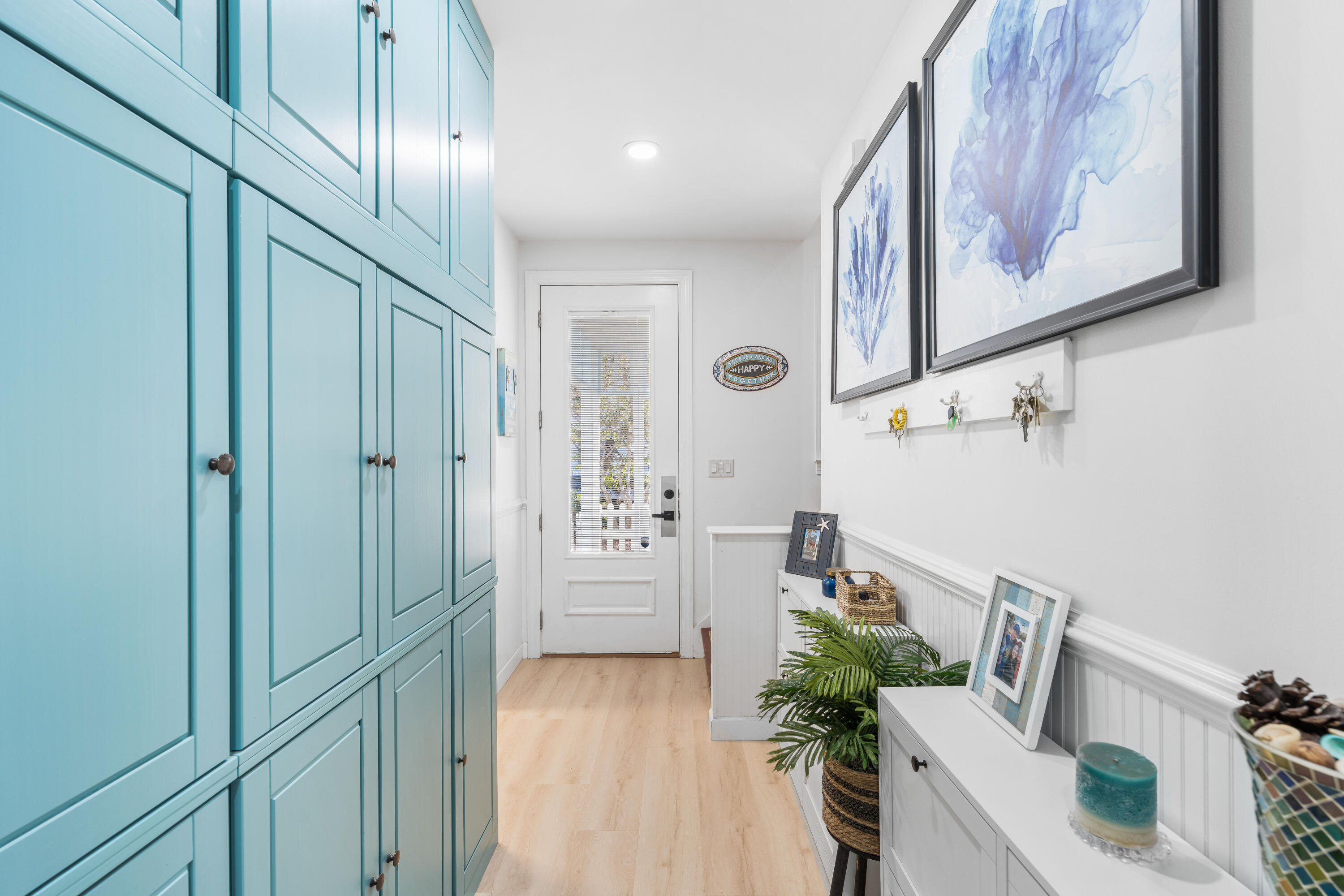 2121 Olde Towne Avenue