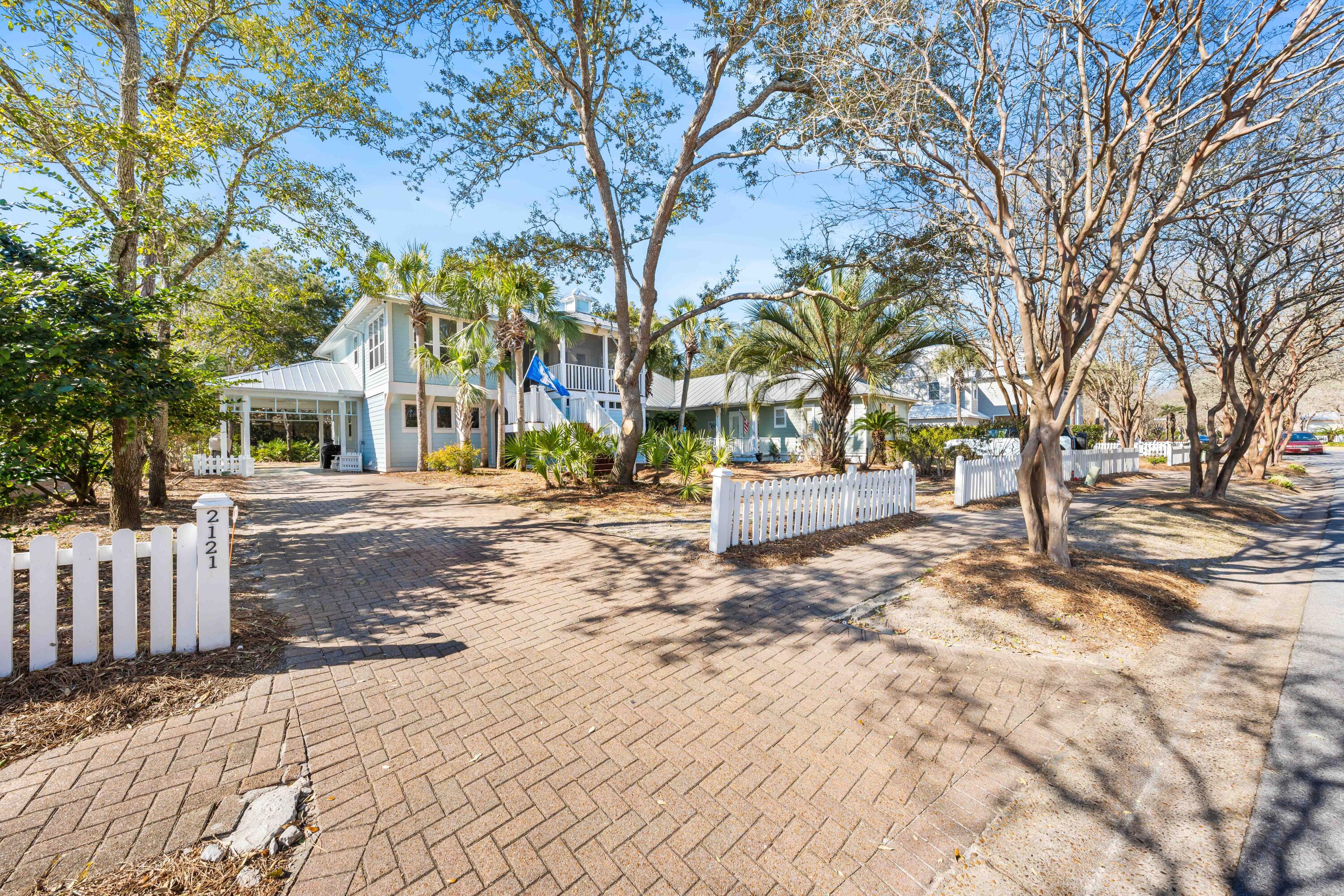 2121 Olde Towne Avenue