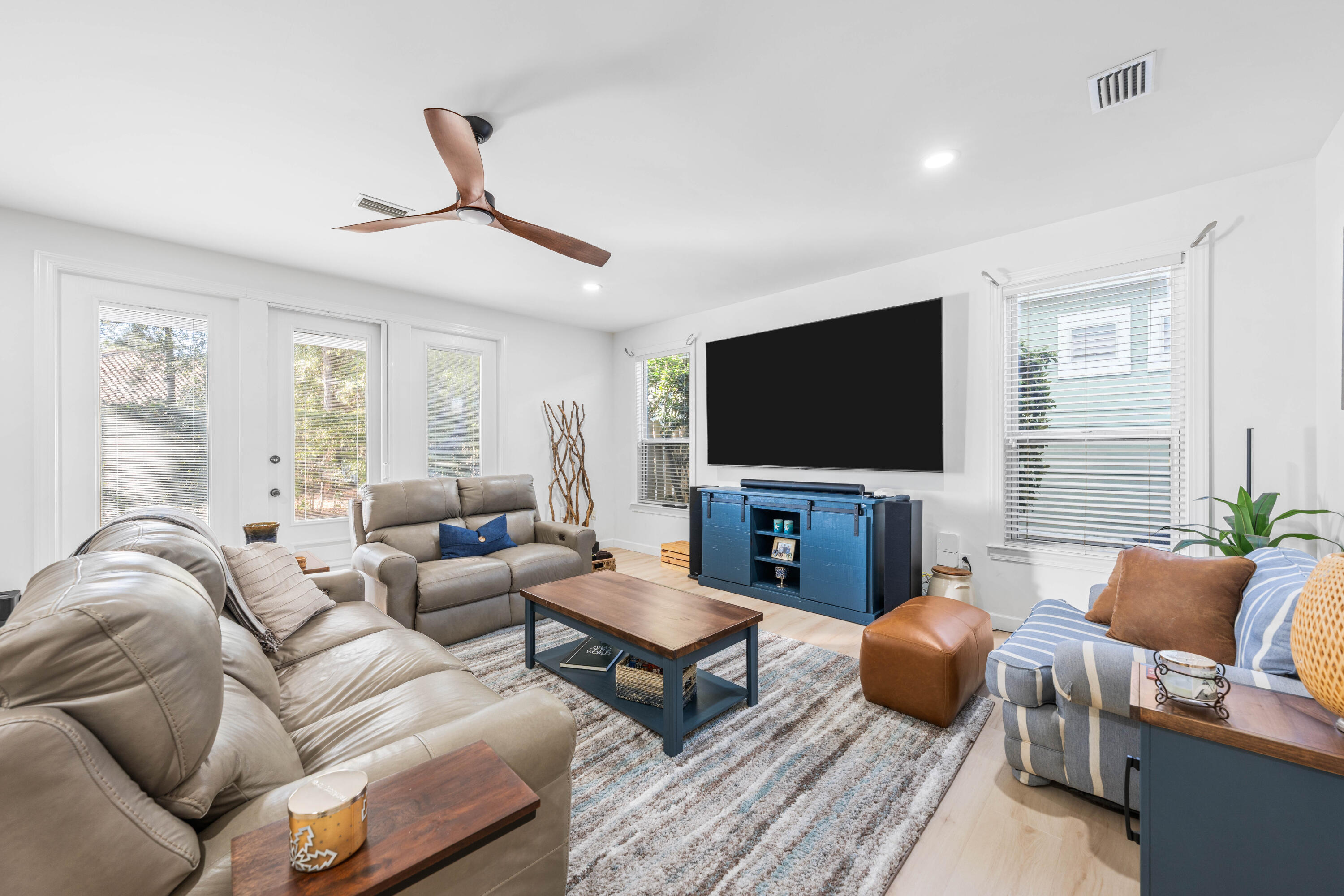 2121 Olde Towne Avenue