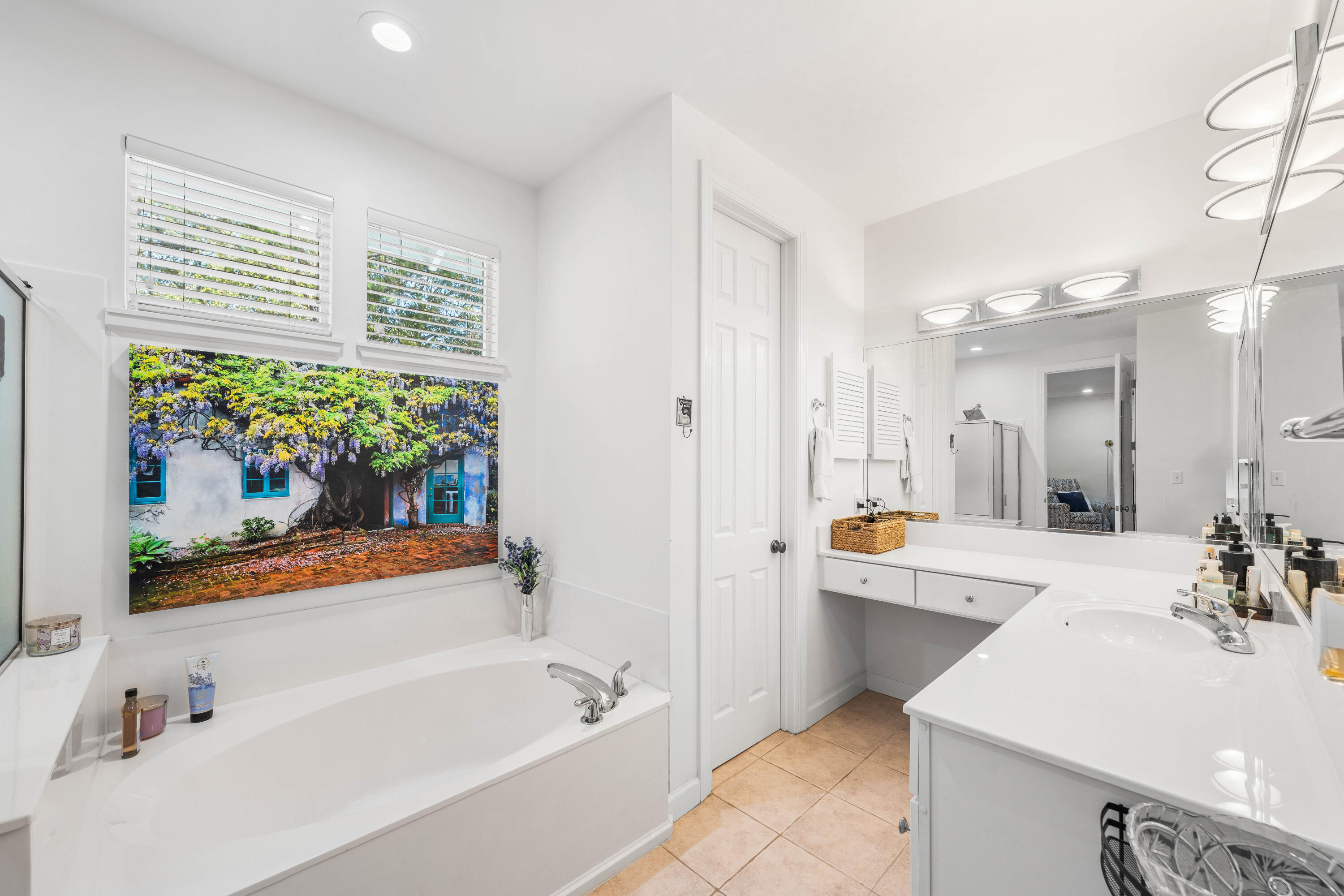 2121 Olde Towne Avenue