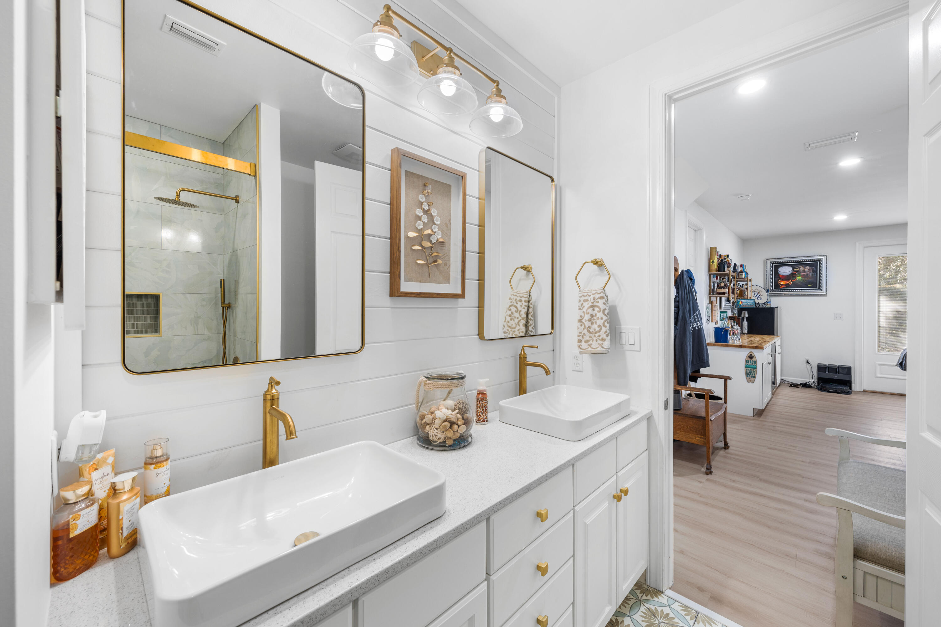 2121 Olde Towne Avenue