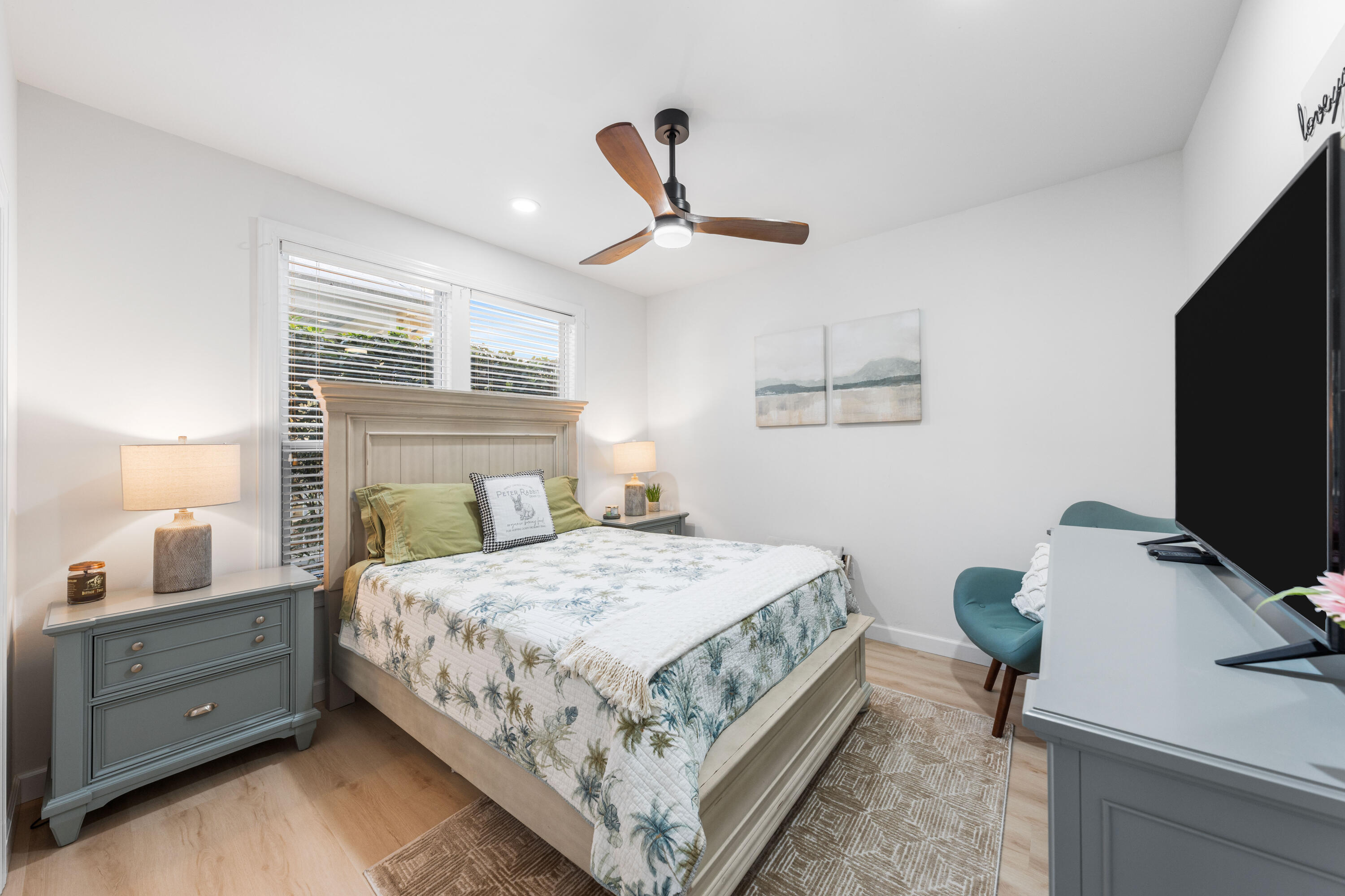 2121 Olde Towne Avenue