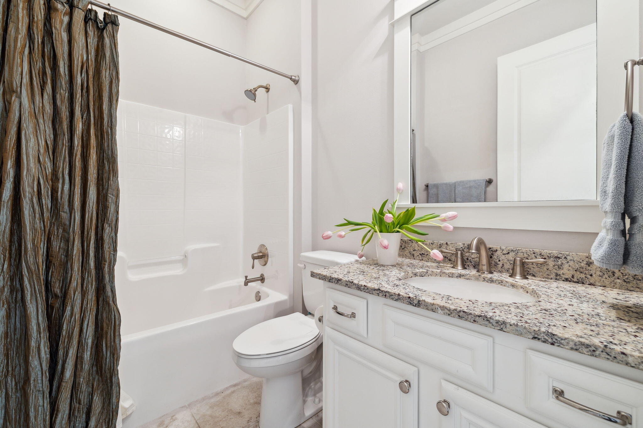 180 Blakely Drew Boulevard