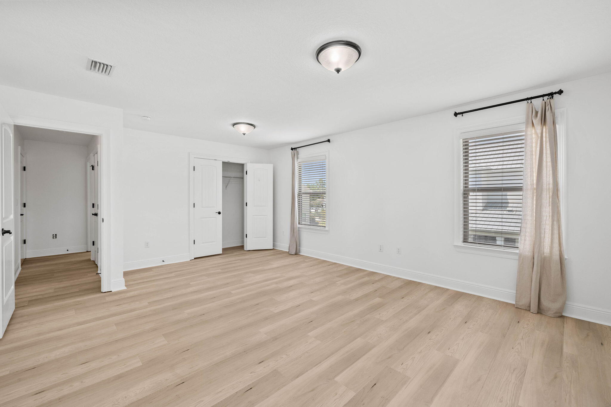 258 Tropical Breeze Drive