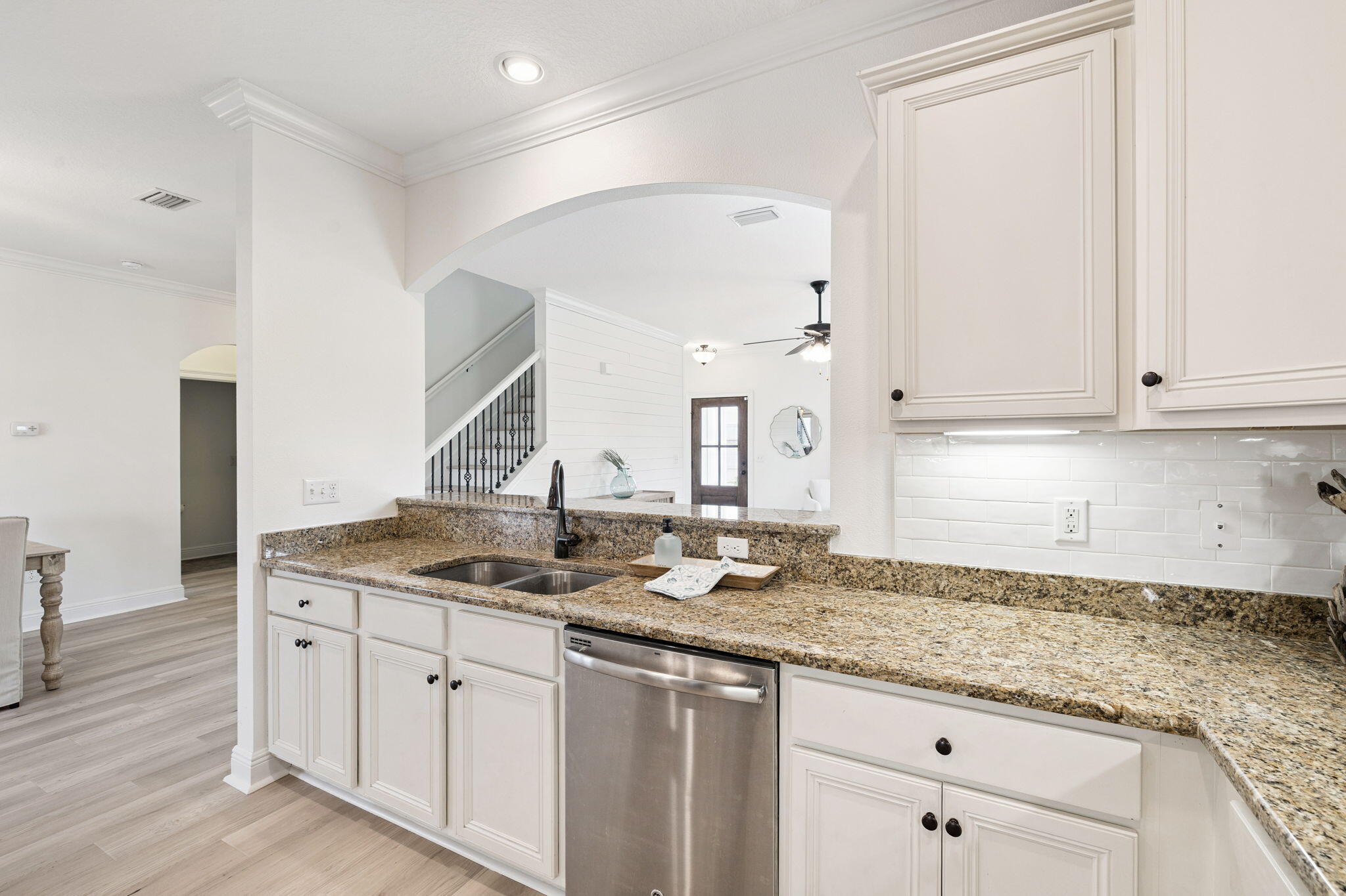 258 Tropical Breeze Drive