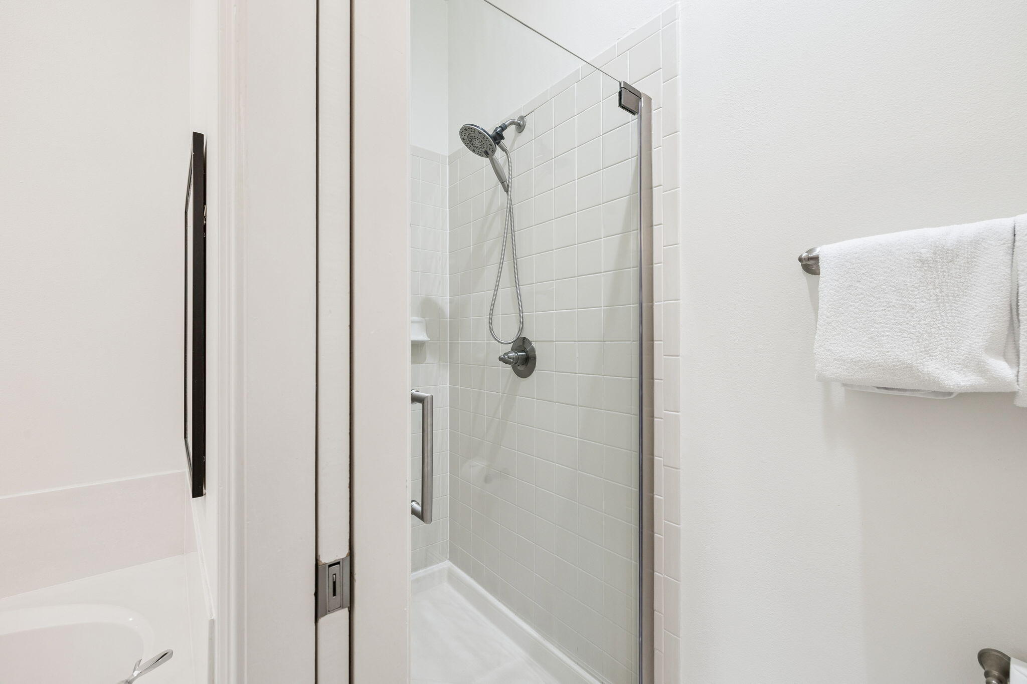 4726 Serendipity Point