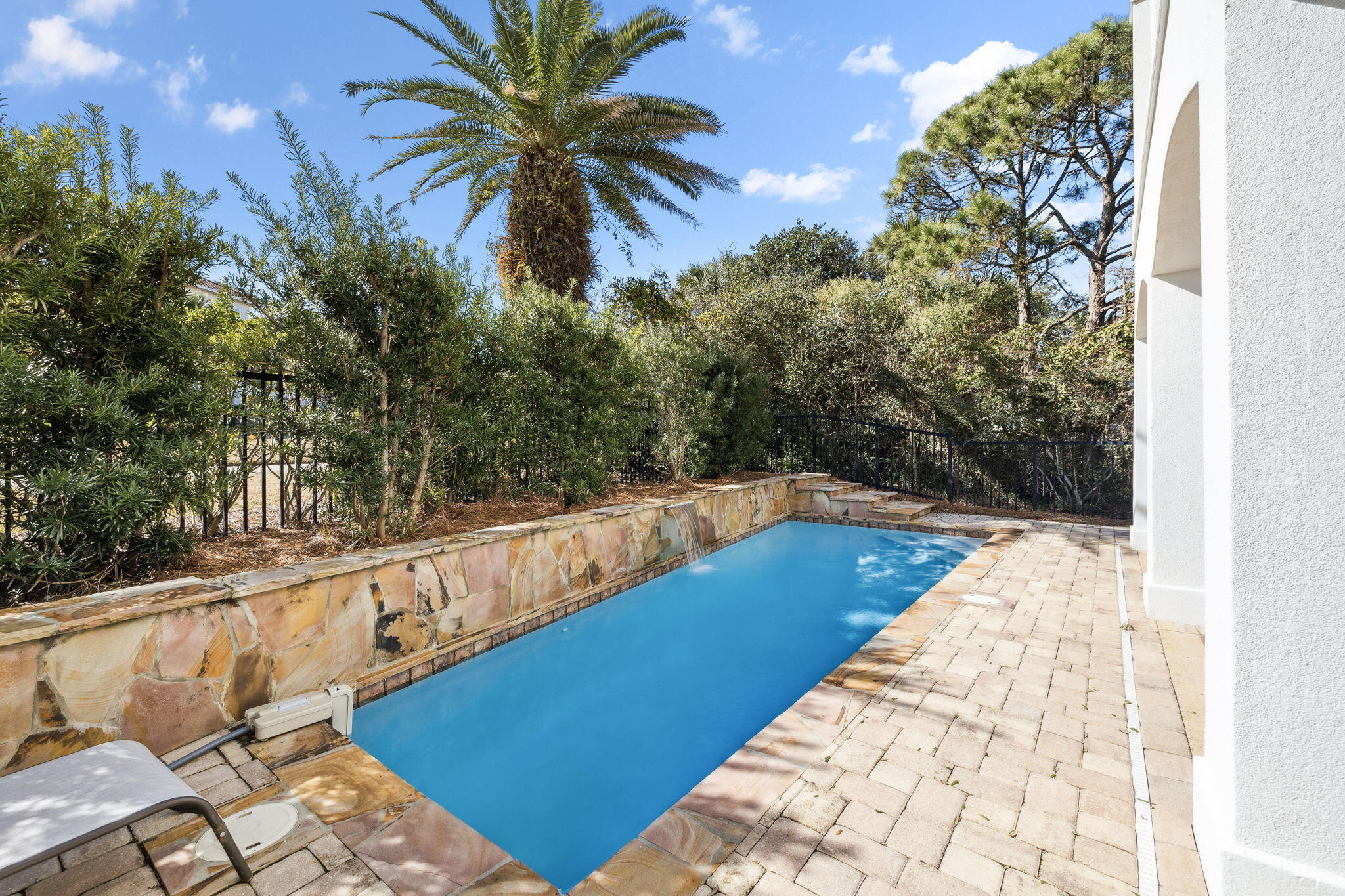 4726 Serendipity Point