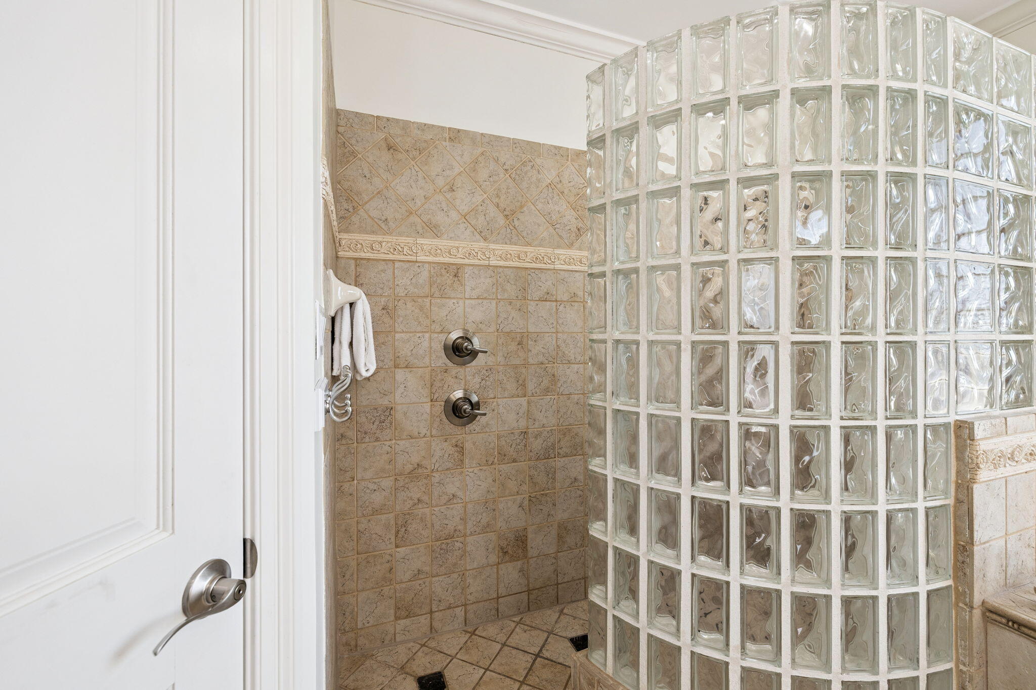 4726 Serendipity Point