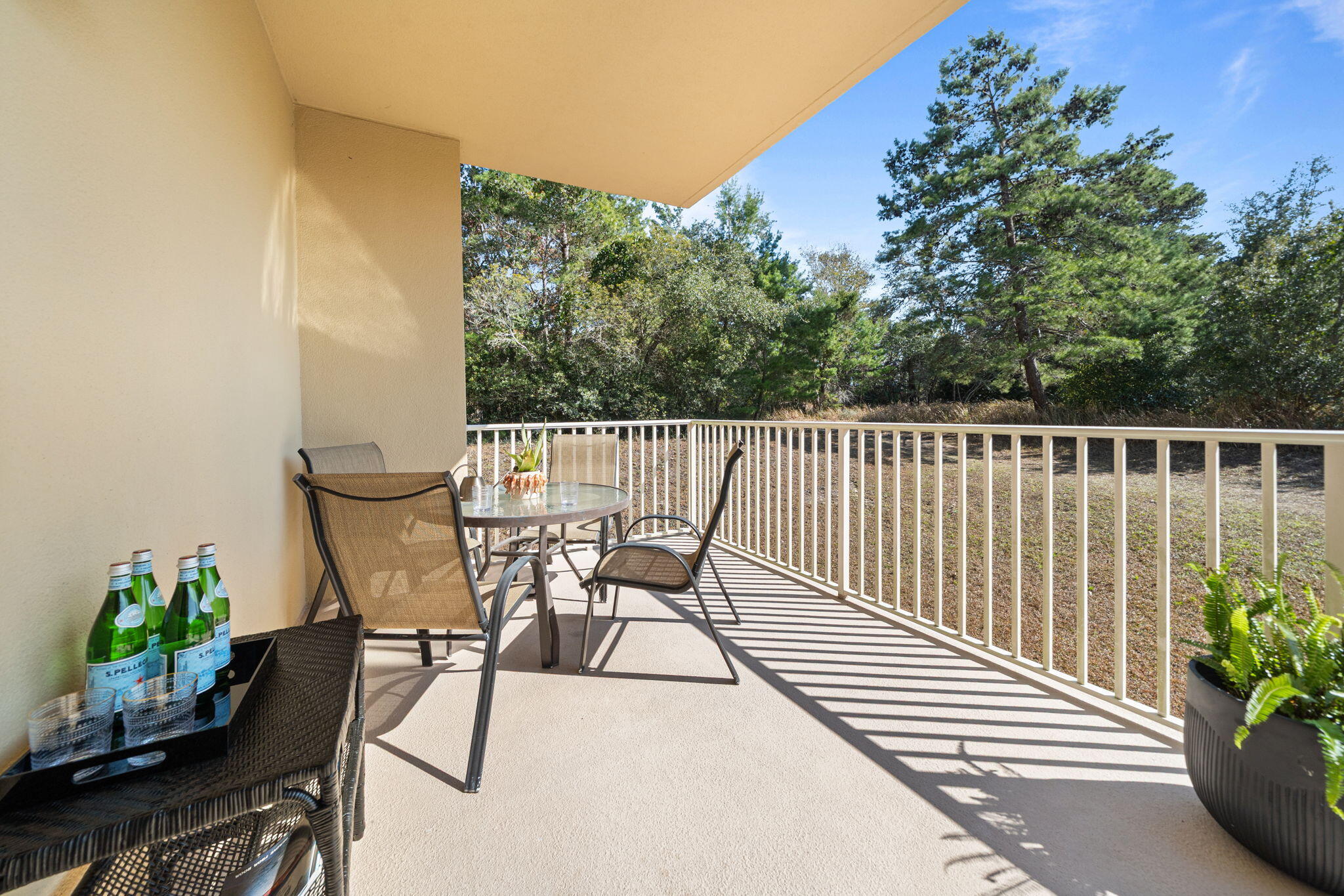 1653 W County Highway 30A 1101