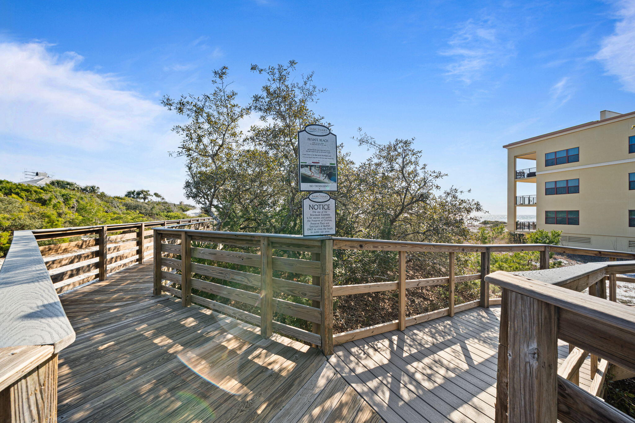 1653 W County Highway 30A 1101