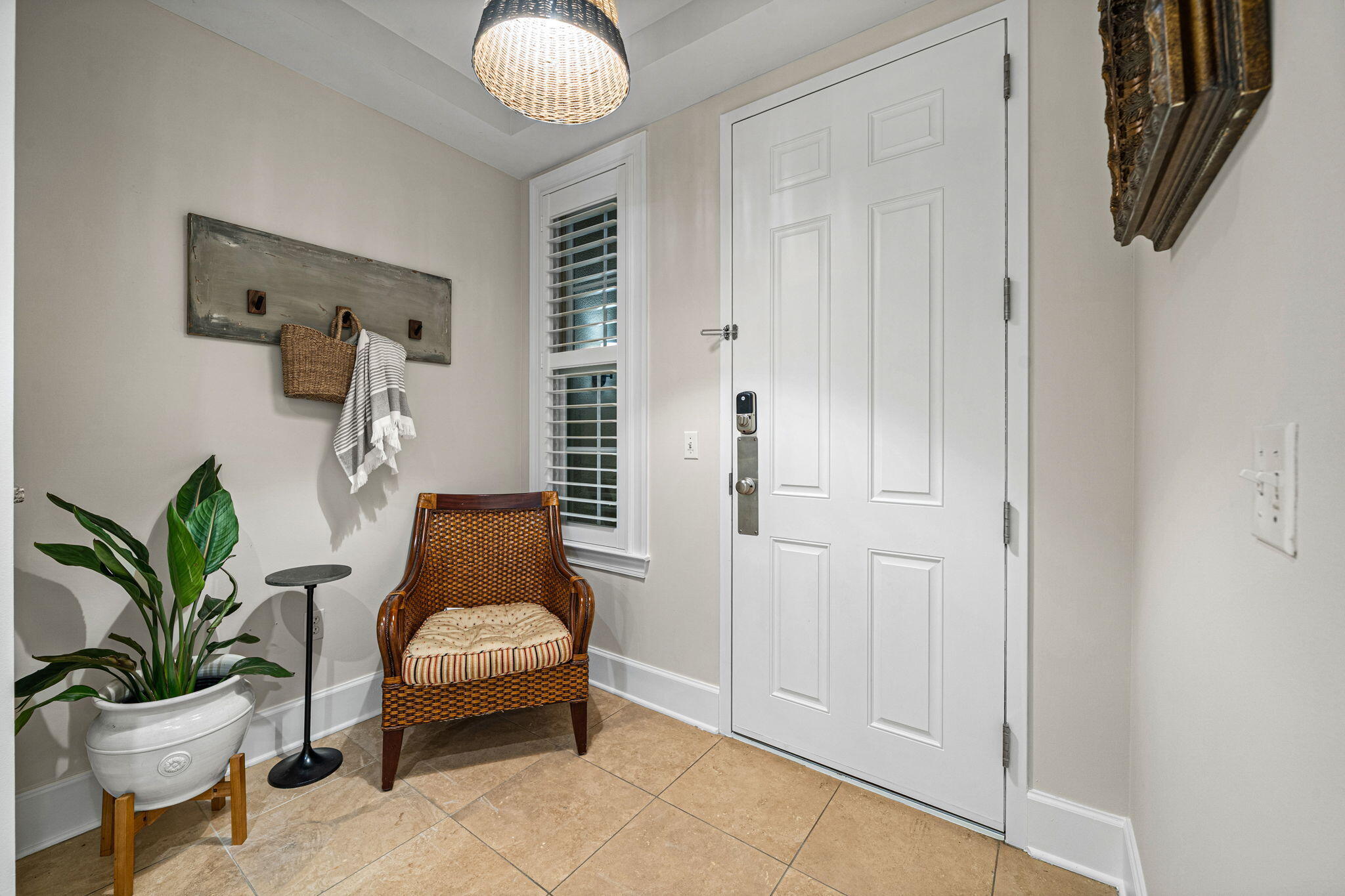 1653 W County Highway 30A 1101