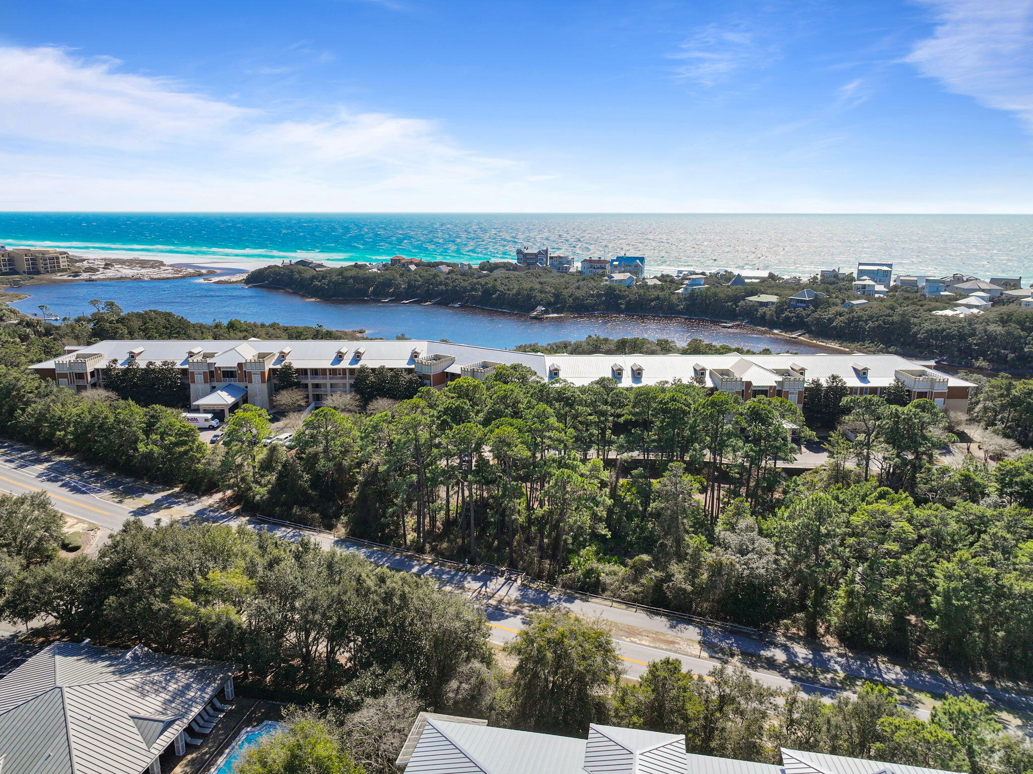 1653 W County Highway 30A 1101