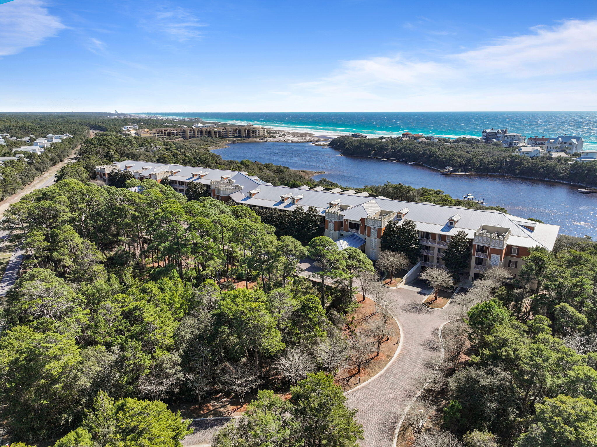 1653 W County Highway 30A 1101