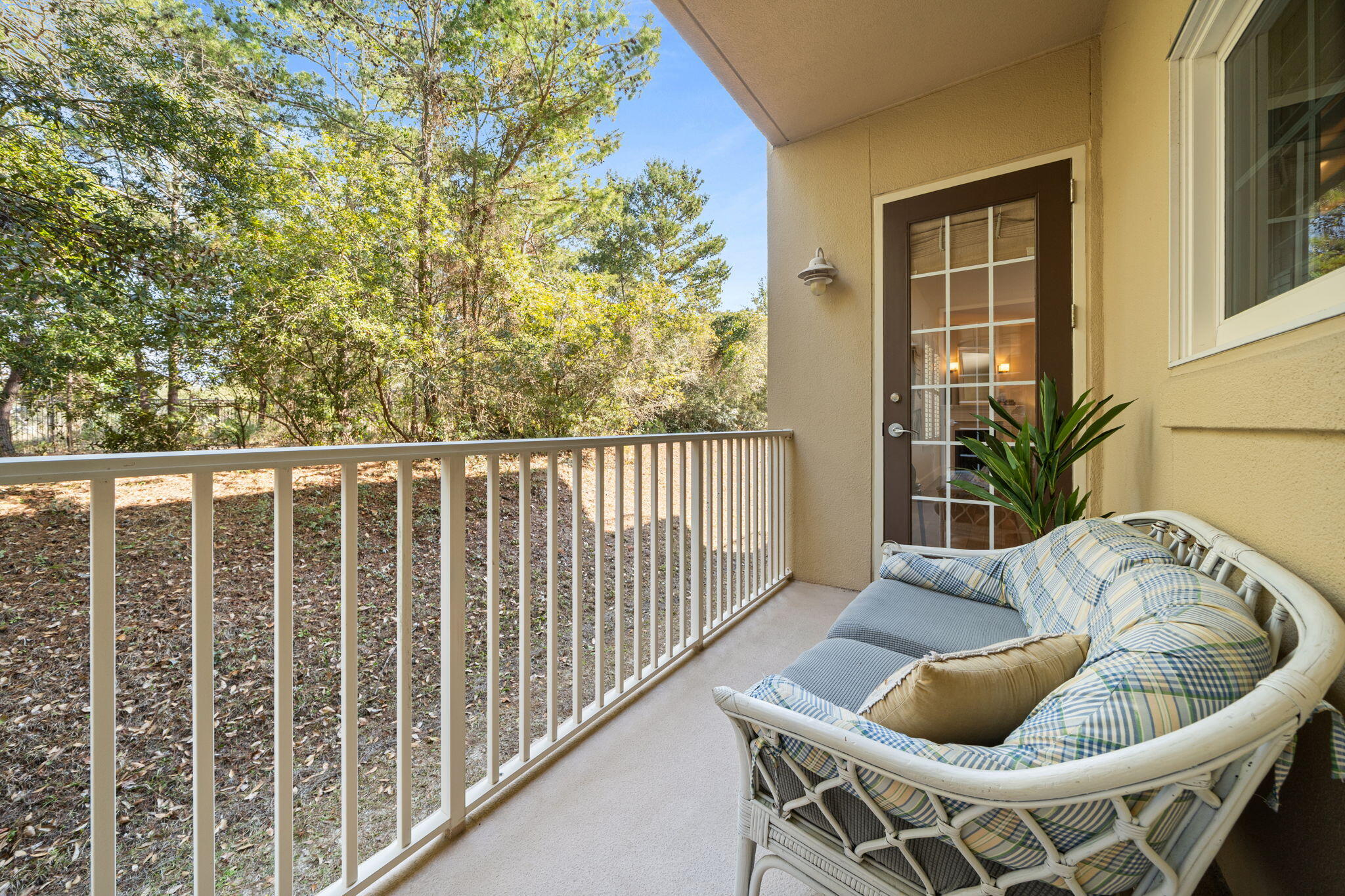 1653 W County Highway 30A 1101