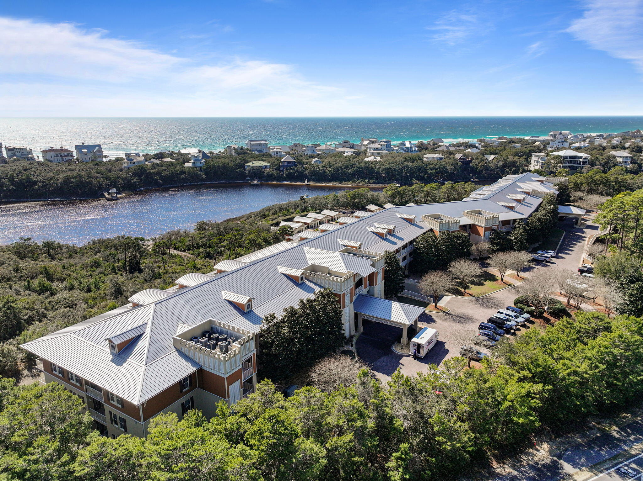 1653 W County Highway 30A 1101