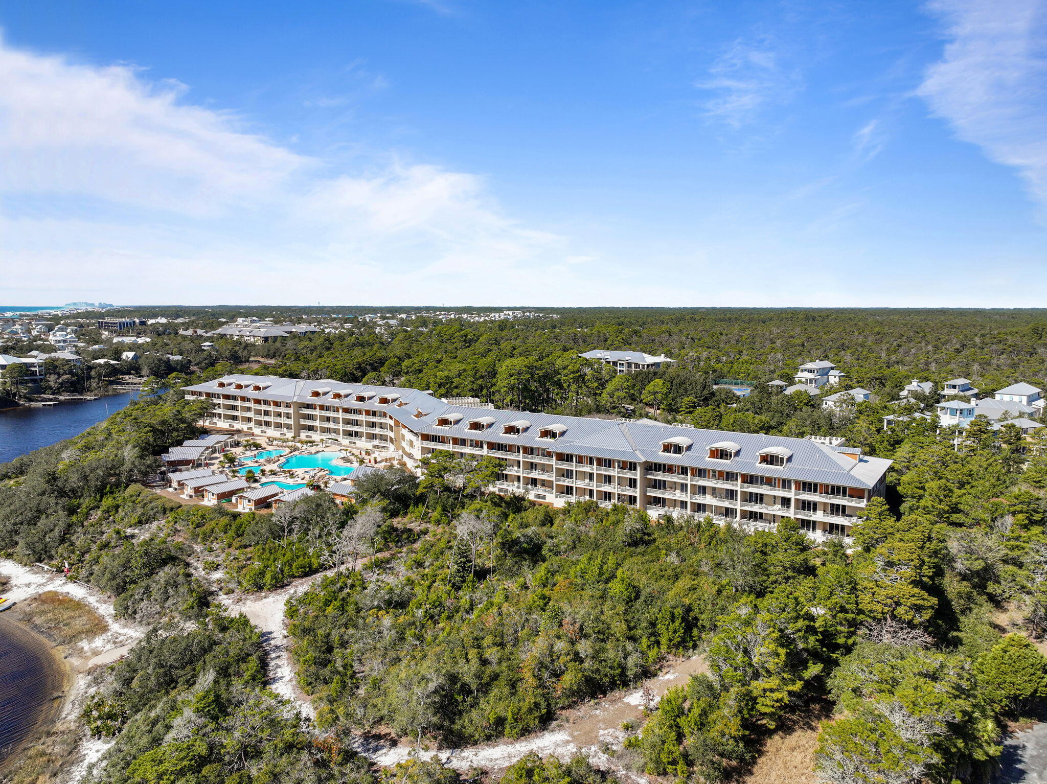 1653 W County Highway 30A 1101