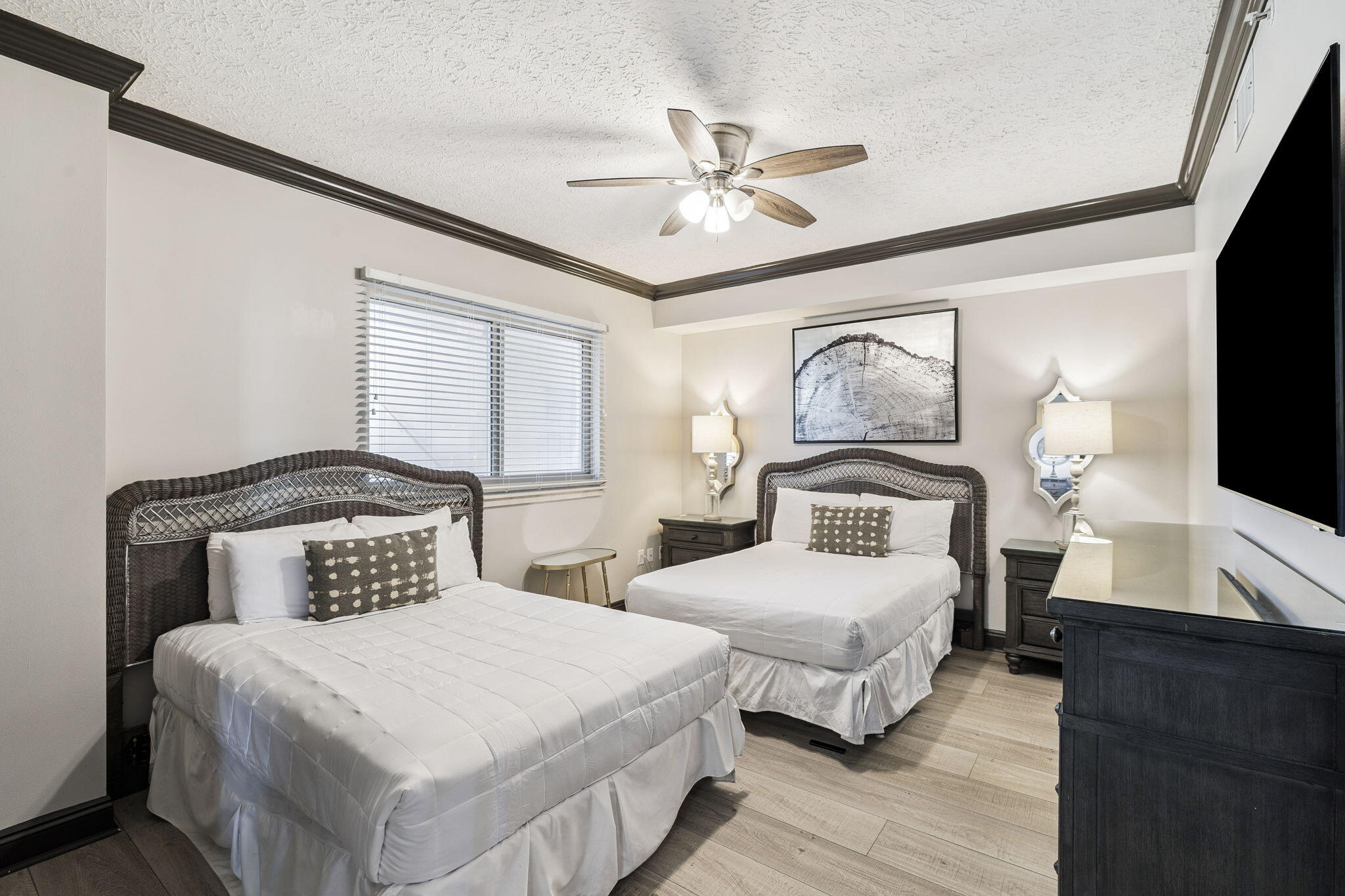 7115 Thomas Drive UNIT 901