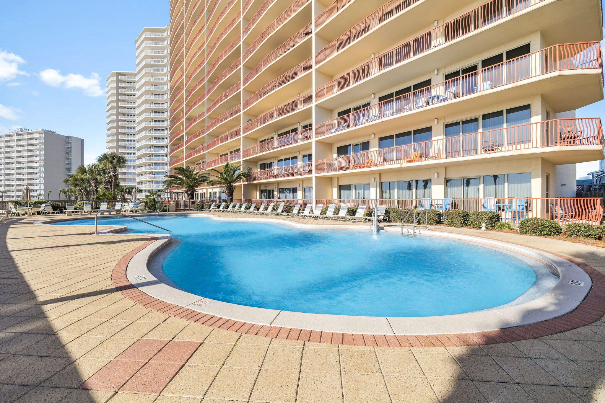 7115 Thomas Drive UNIT 901