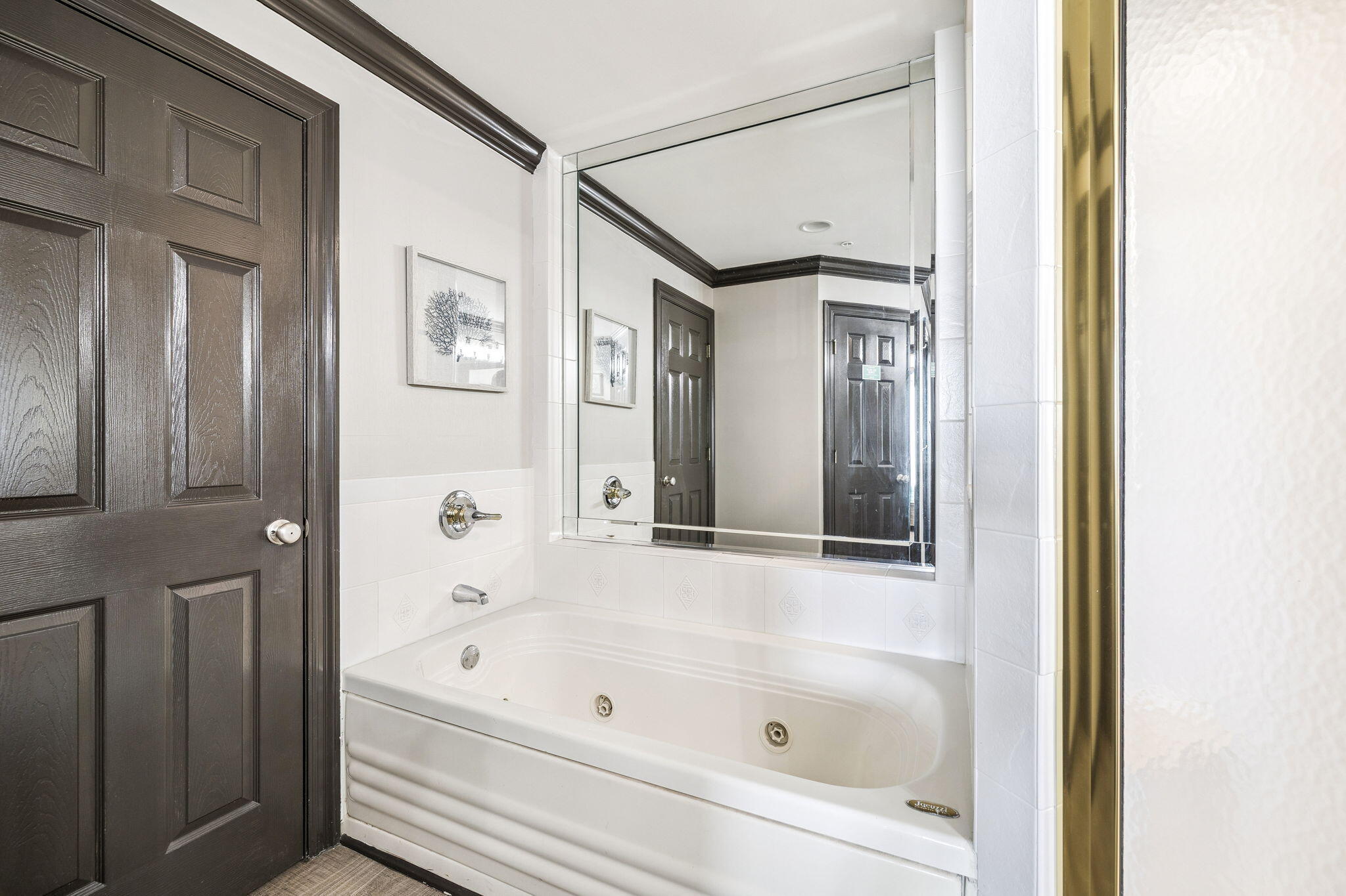 7115 Thomas Drive UNIT 901