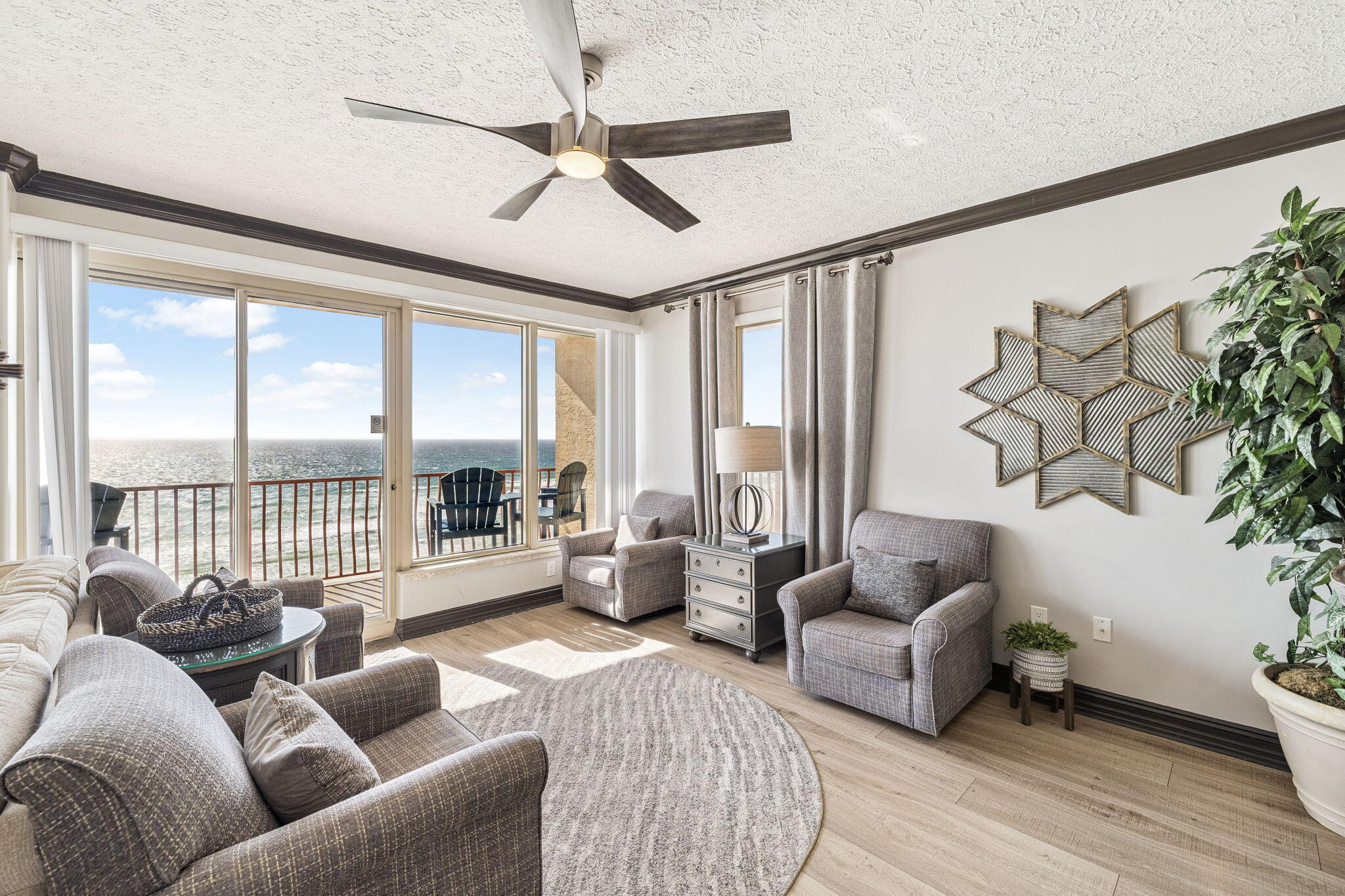 7115 Thomas Drive UNIT 901