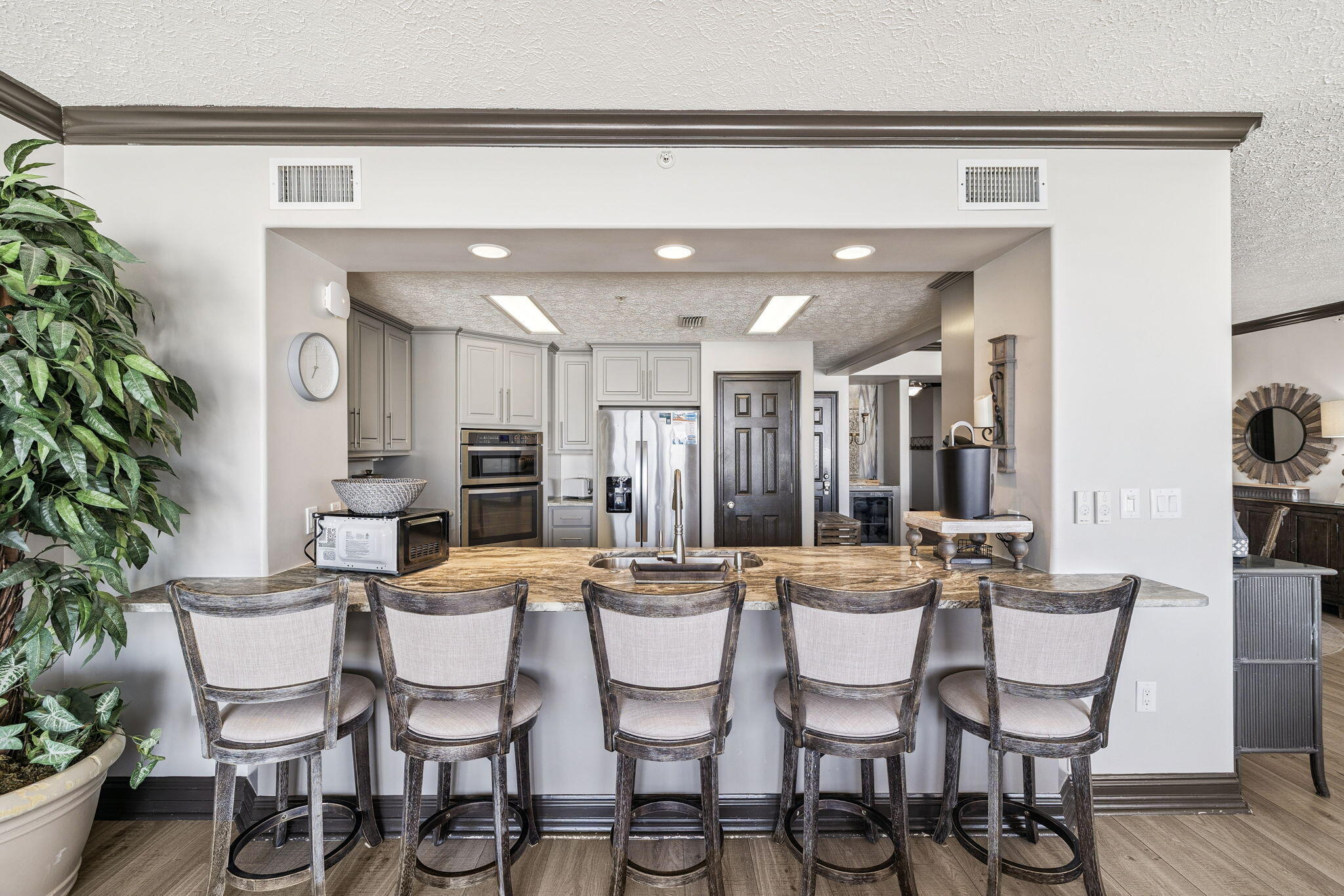 7115 Thomas Drive UNIT 901