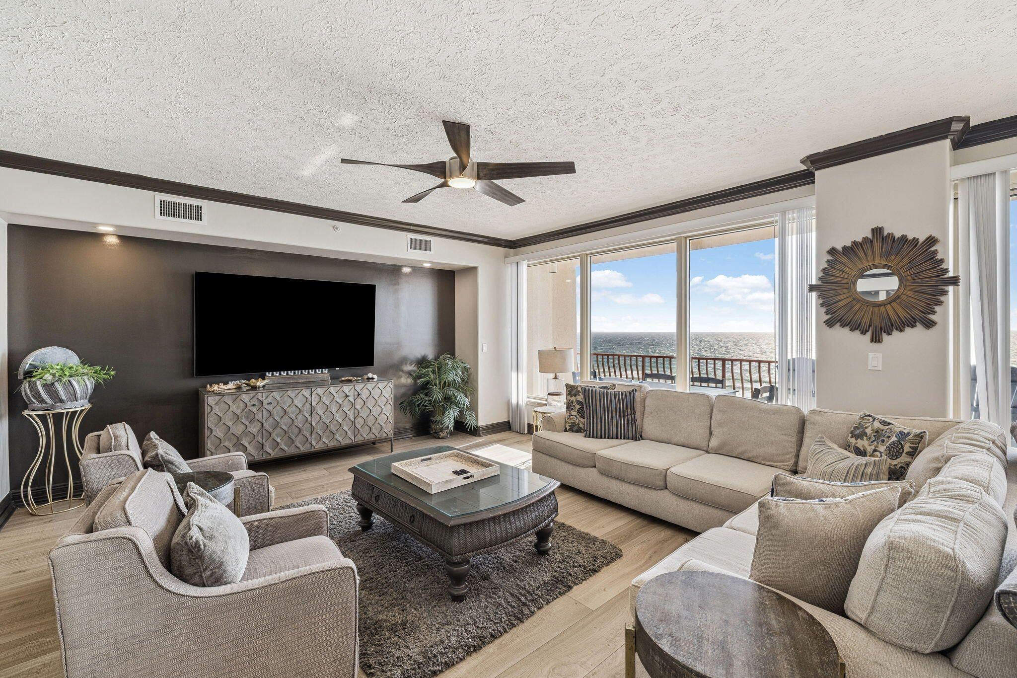 7115 Thomas Drive UNIT 901