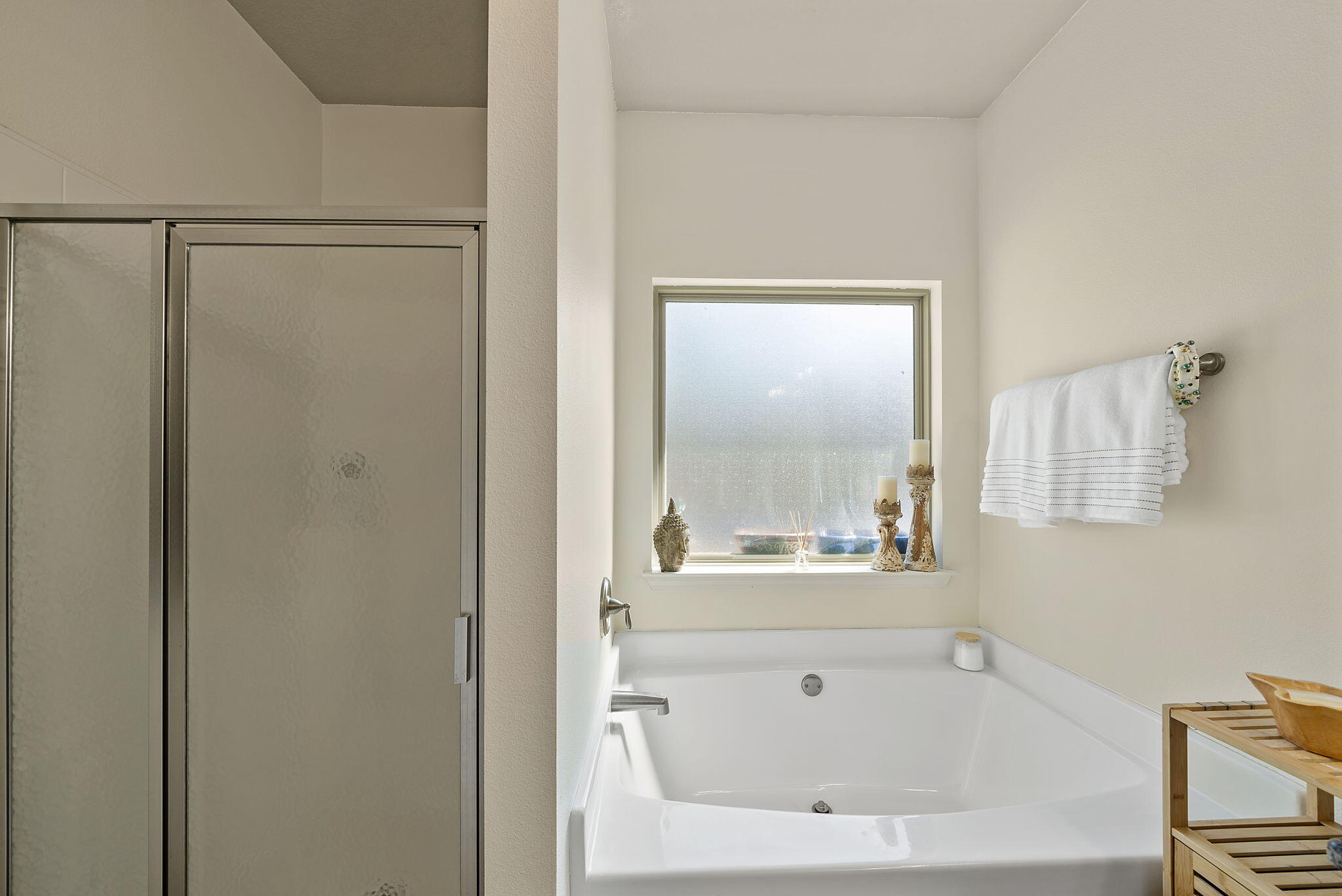 260 Whispering Lake Drive