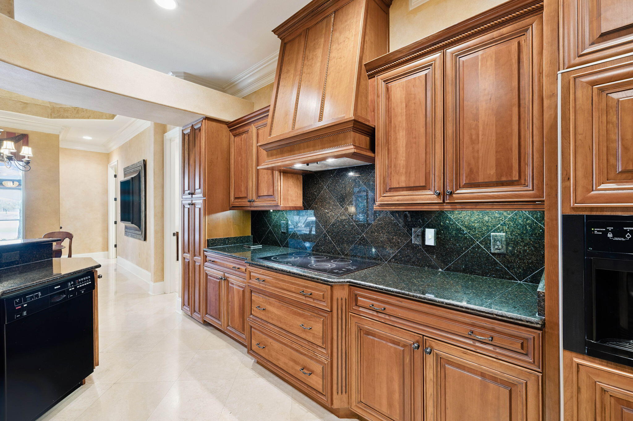 6326 Augusta Cove
