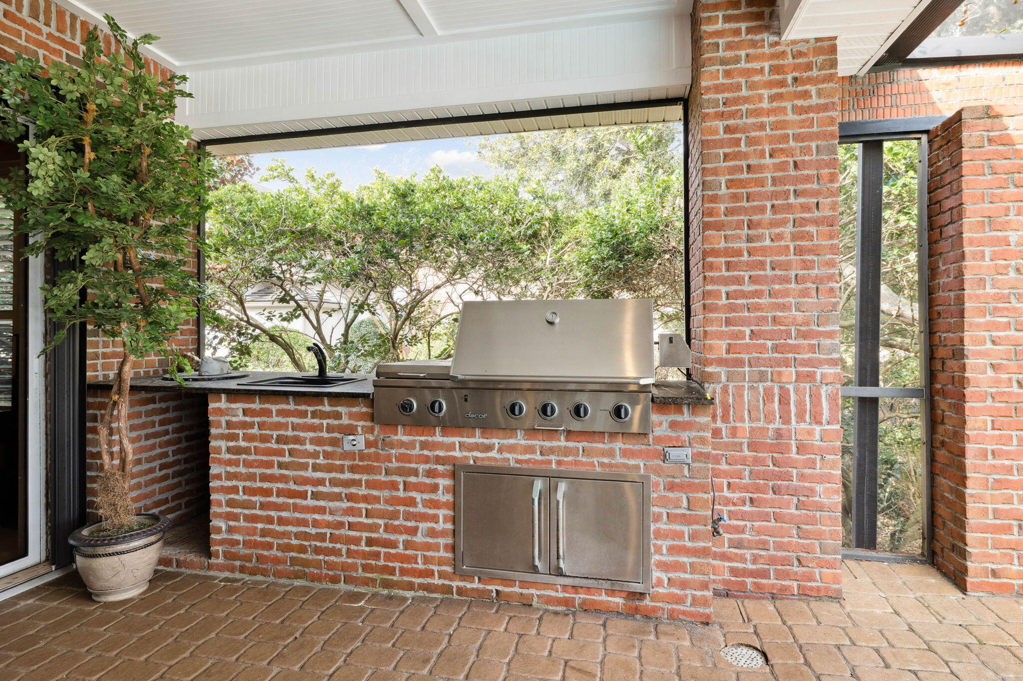 6326 Augusta Cove