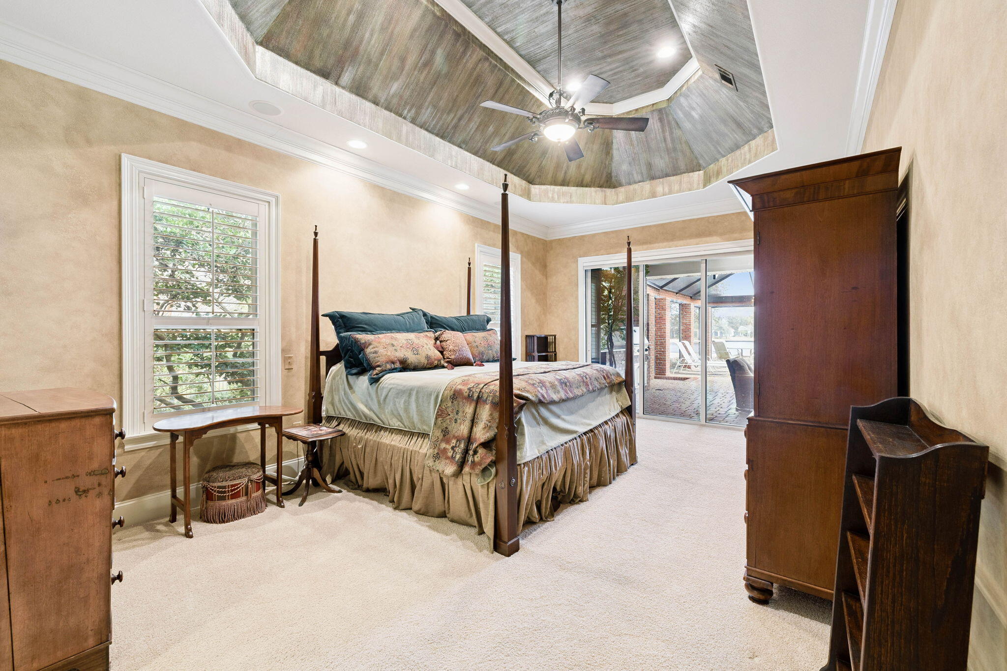 6326 Augusta Cove