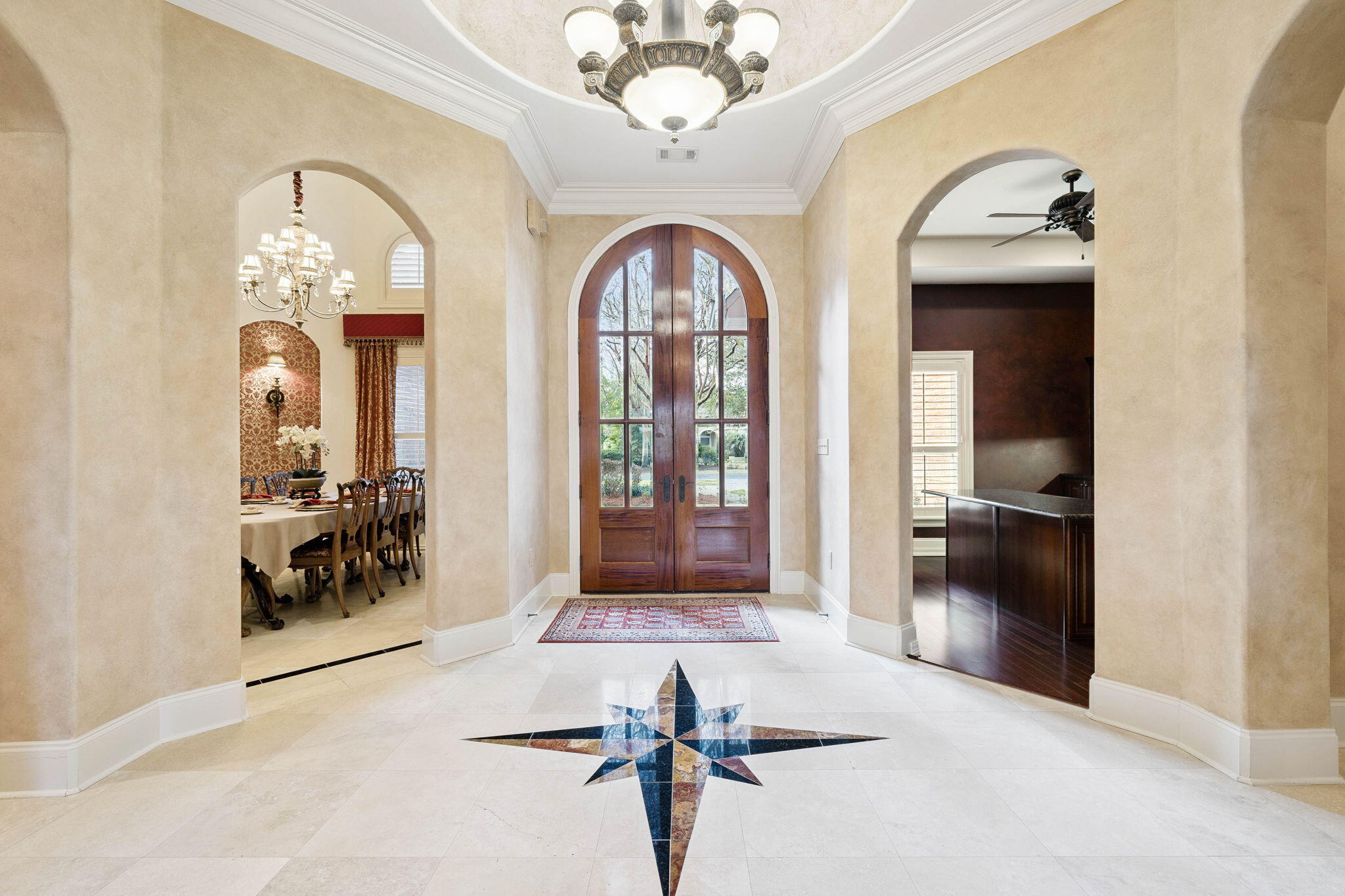 6326 Augusta Cove