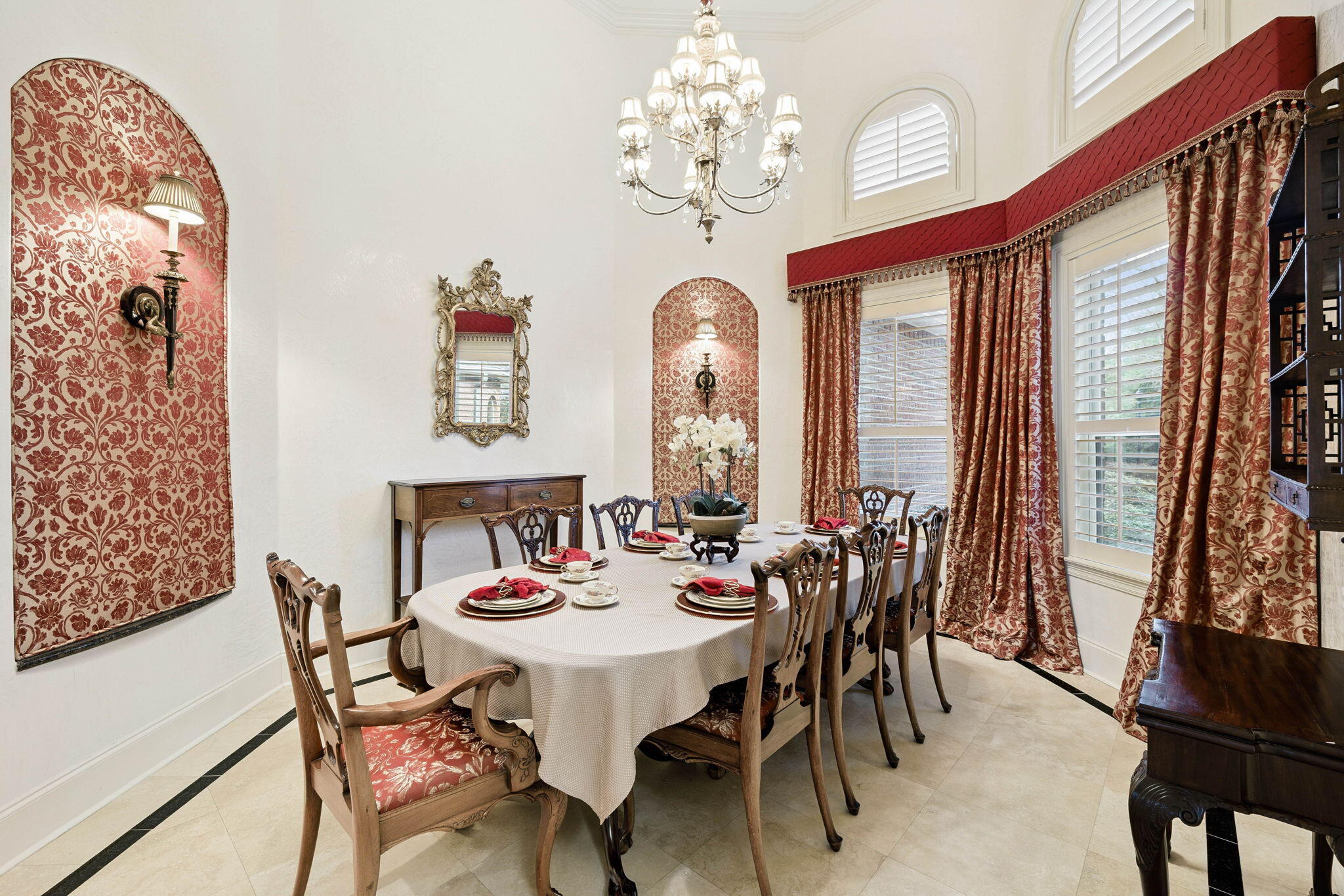 6326 Augusta Cove