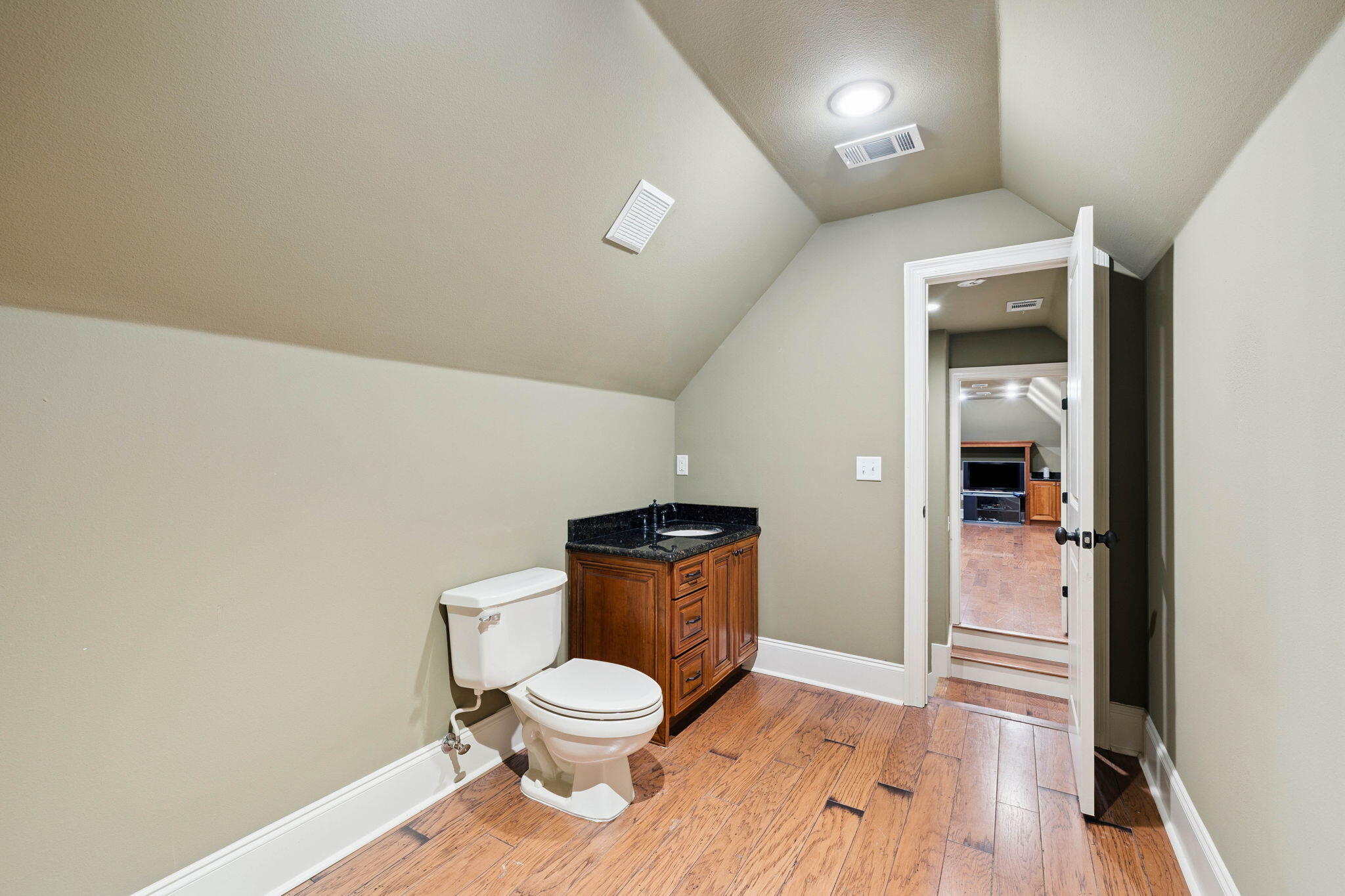 6326 Augusta Cove