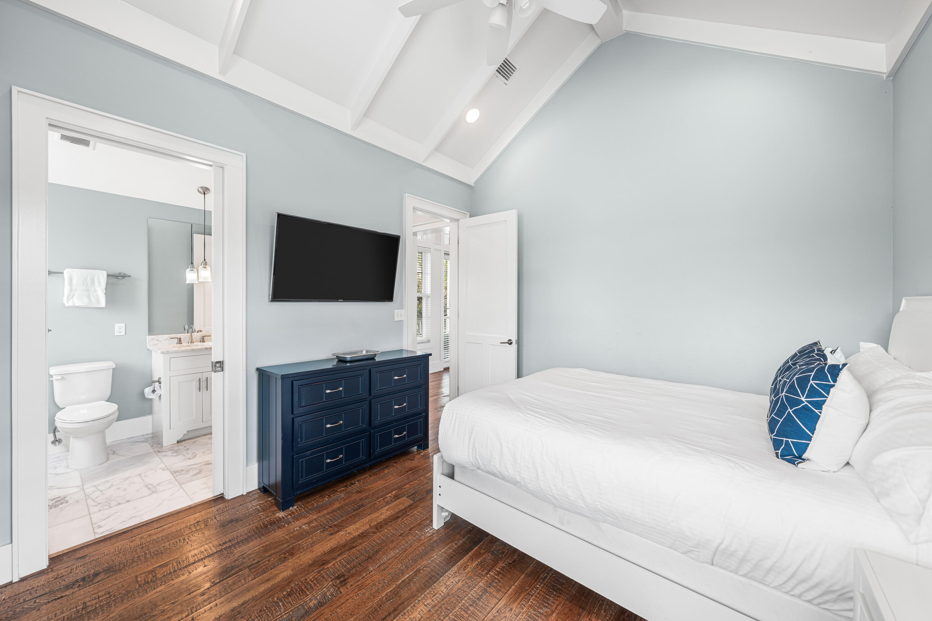 34 N Watch Tower Lane