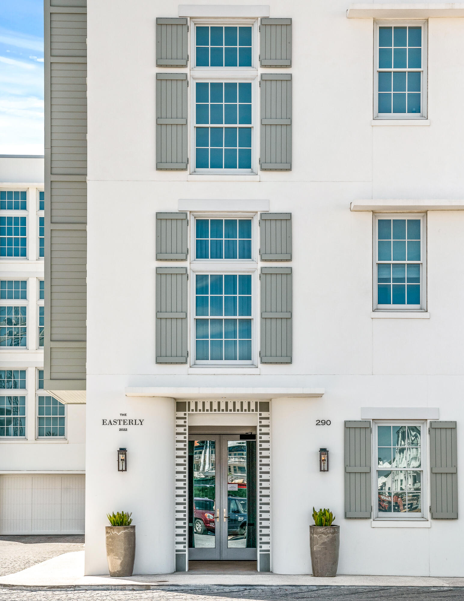 290 Sea Garden Street # 402