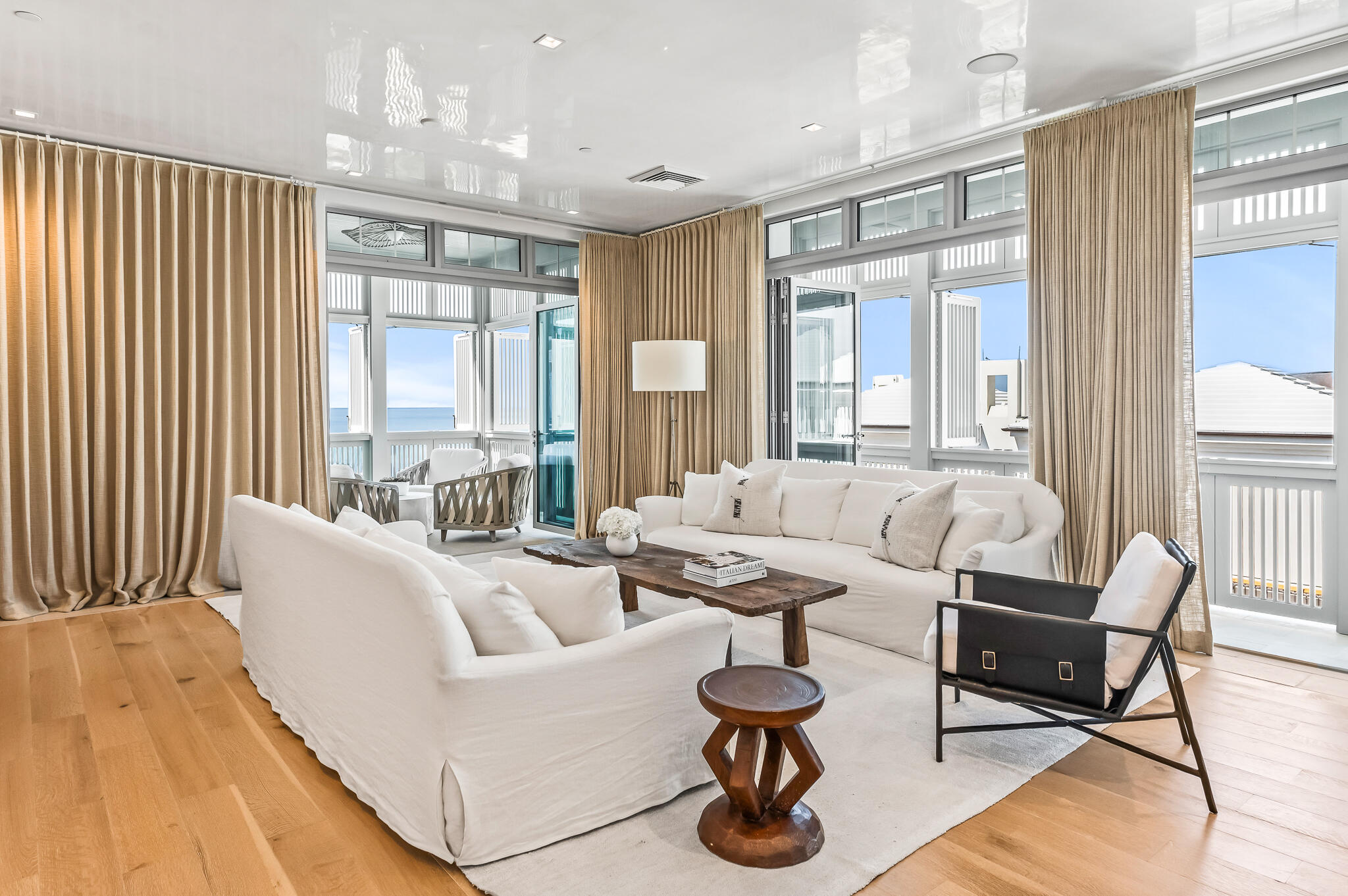 290 Sea Garden Street # 402