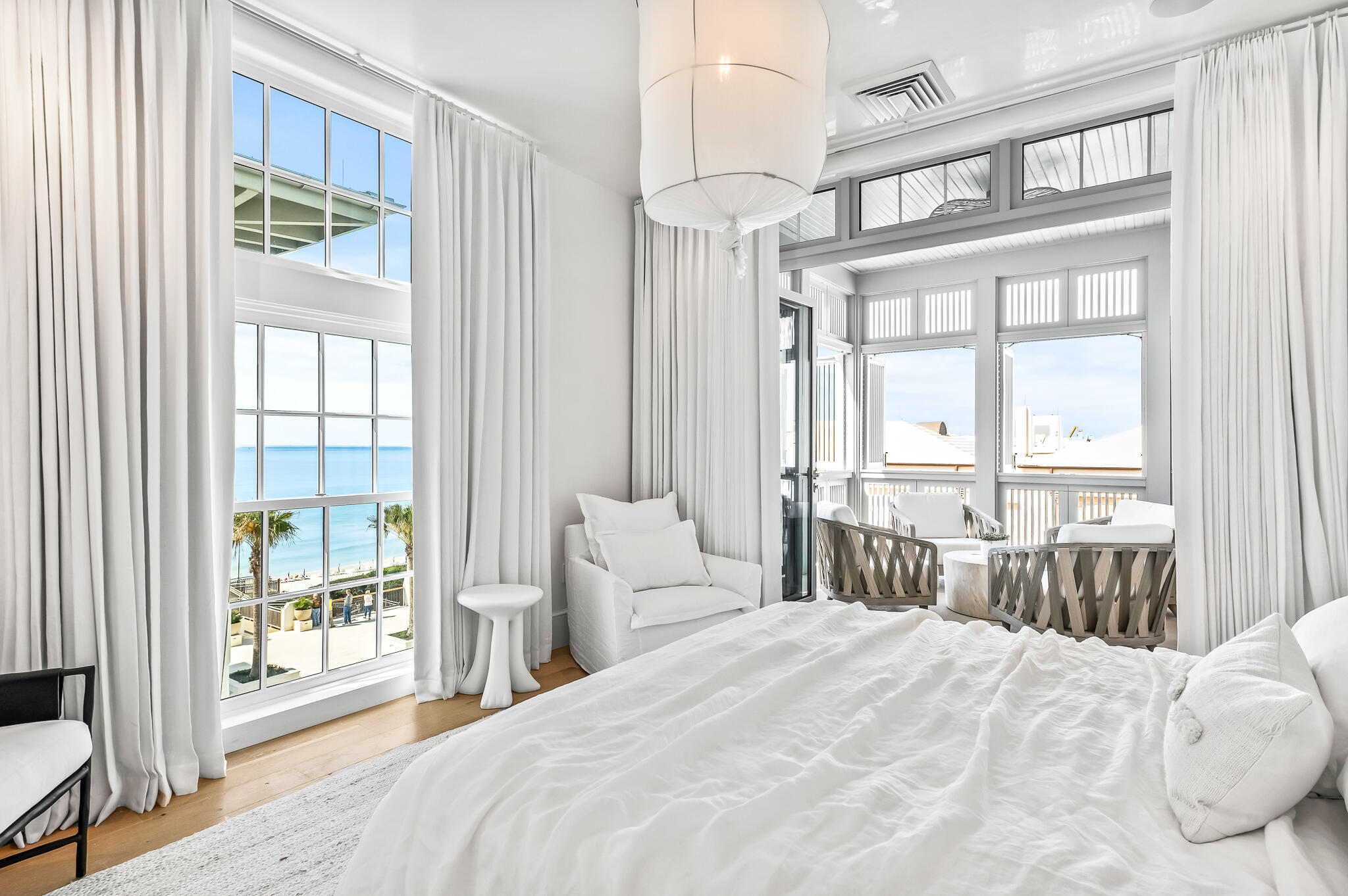 290 Sea Garden Street # 402