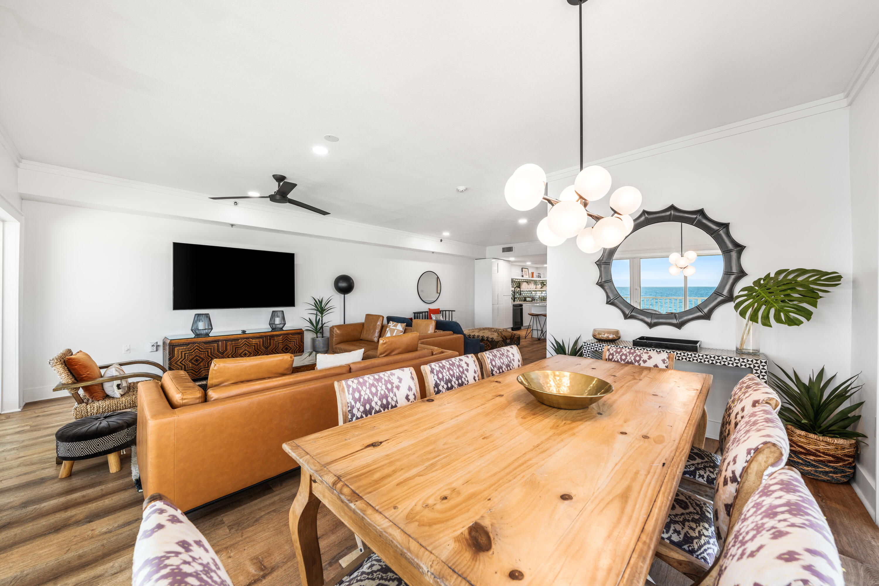 3668 E County Highway 30A UNIT 401