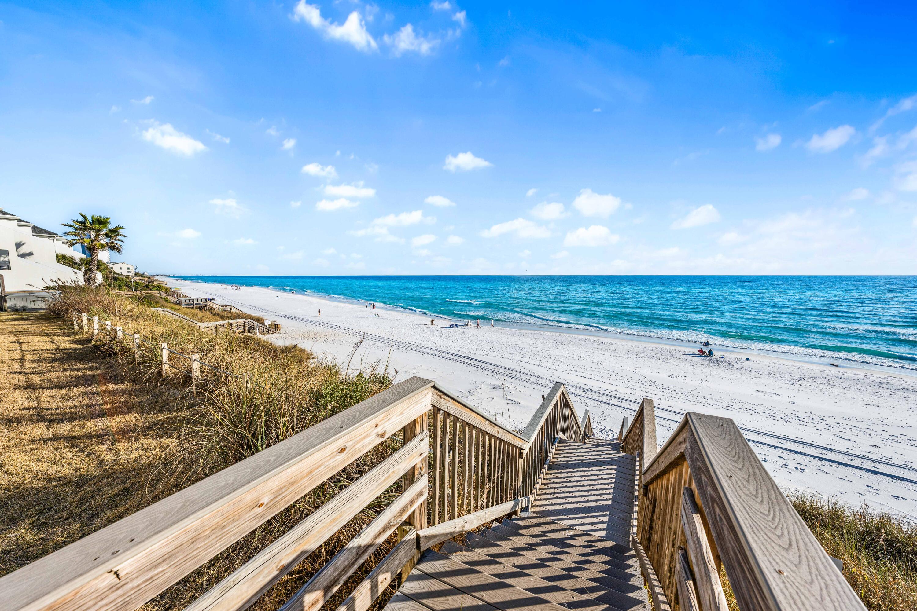 3668 E County Highway 30A UNIT 401