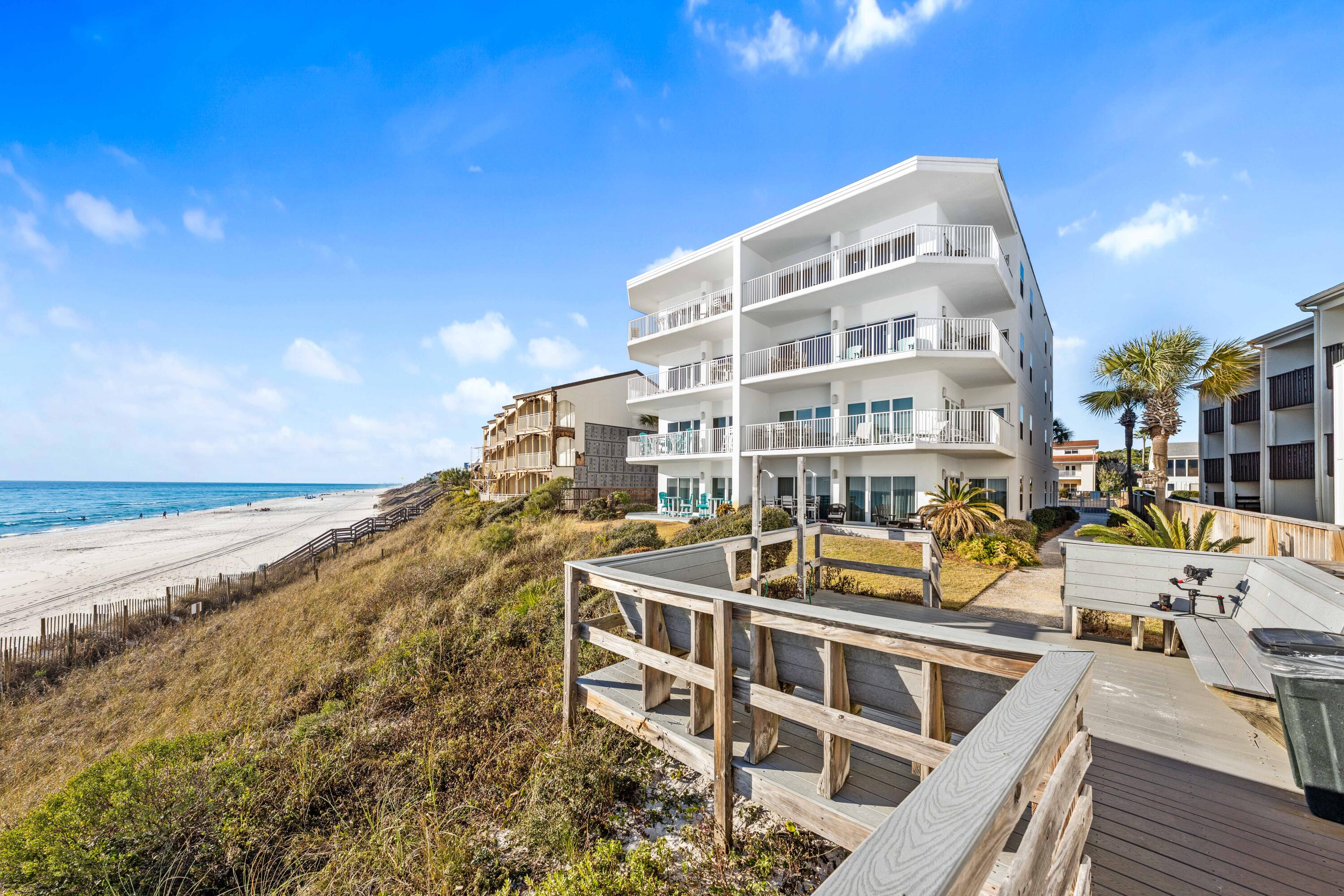 3668 E County Highway 30A UNIT 401