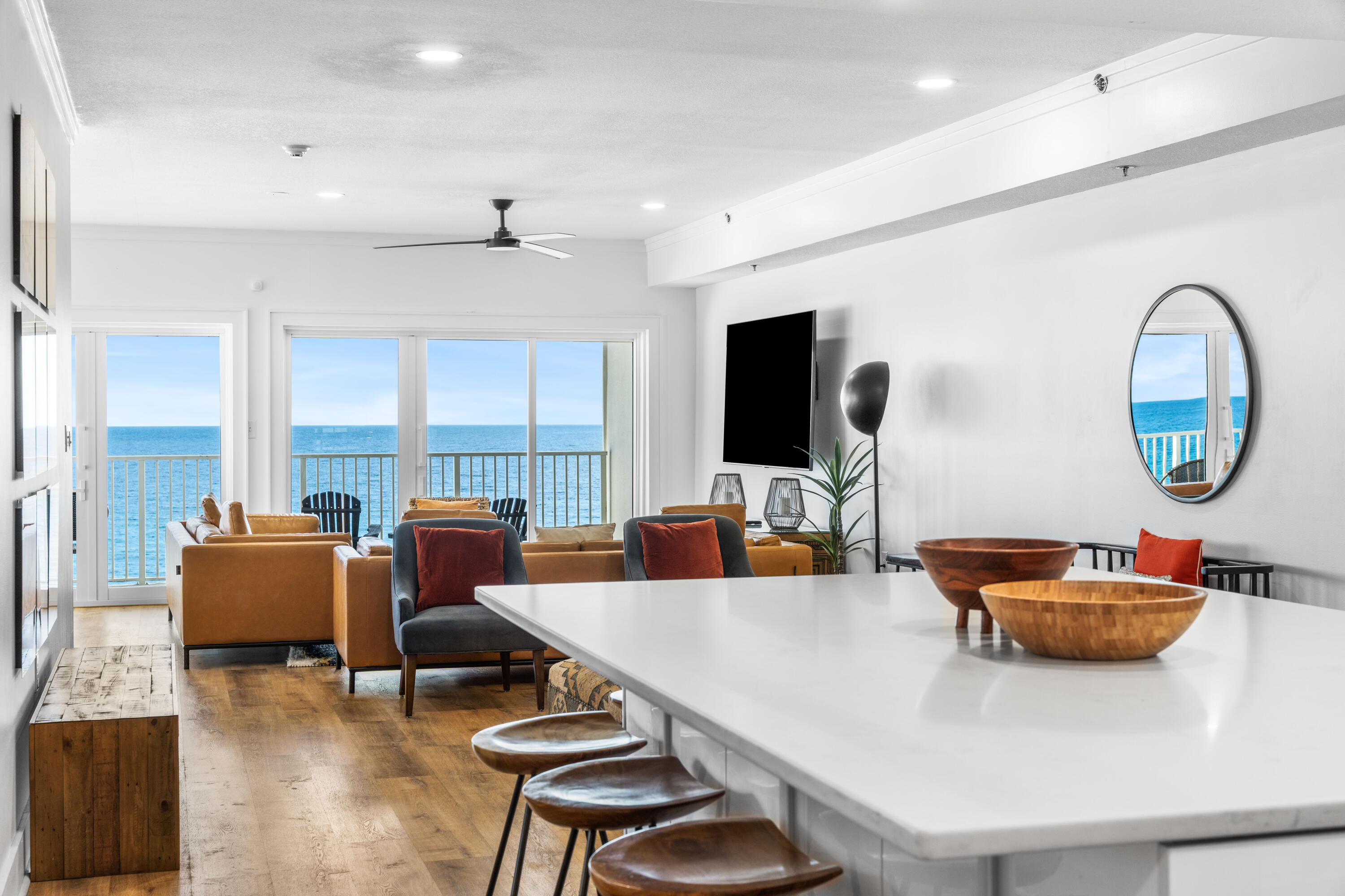 3668 E County Highway 30A UNIT 401